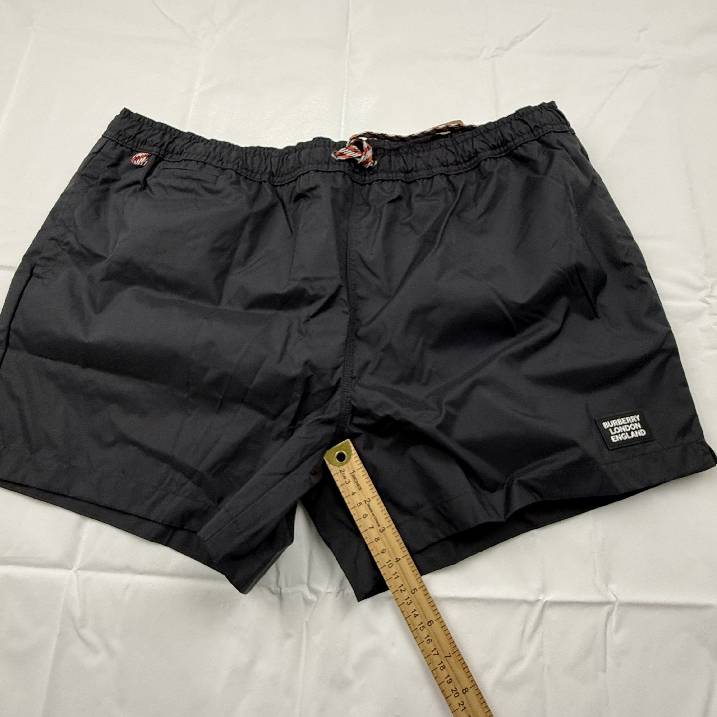 Burberry Burberry London England Mens Black Logo Patch Swim Shorts Size US 41 - 9 Thumbnail