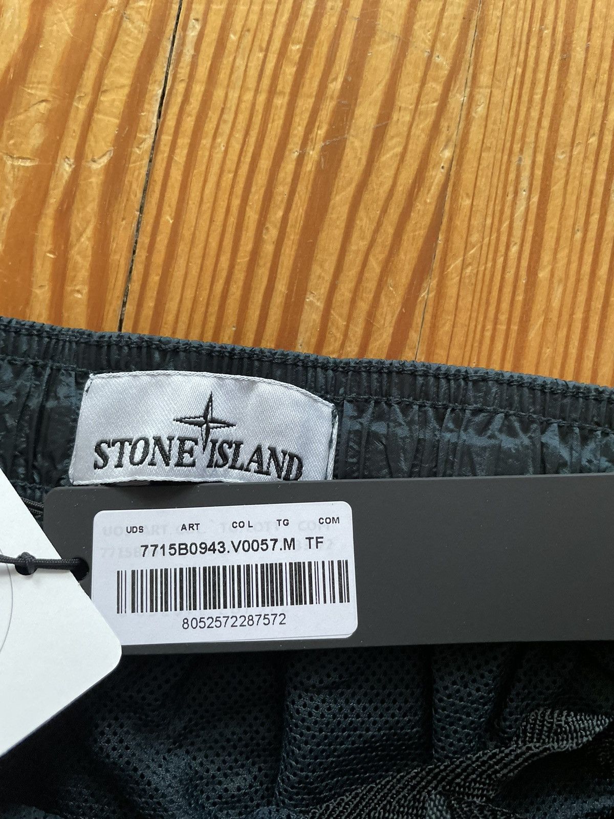 Stone Island Stone Island Nylon Metal Shorts Bottle Green Size US 32 / EU 48 - 4 Thumbnail