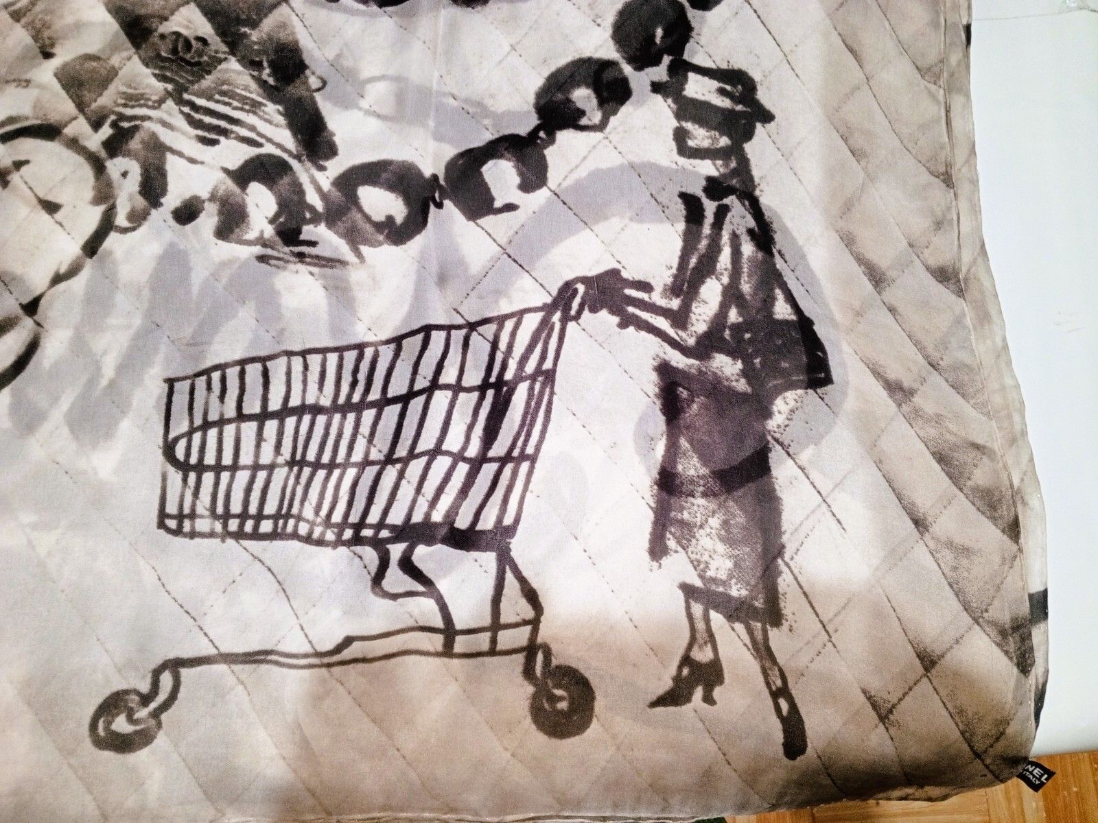 Chanel CHANEL Paris France CC Logo Woman Lady Silk Shawl Scarf Size ONE SIZE - 2 Thumbnail