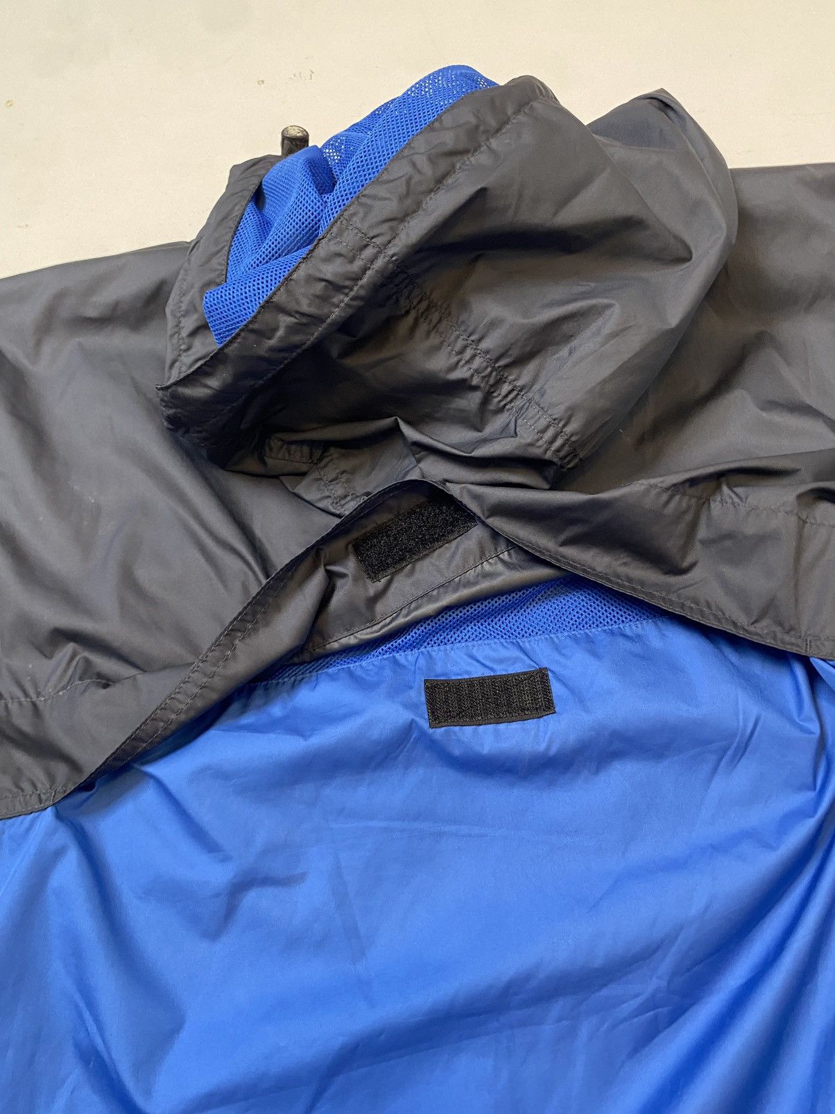 Carhartt Wip Used Carhartt Wip Bluster Jacket SizeXL Blue Black Windproof Size US XL / EU 56 / 4 - 8 Thumbnail