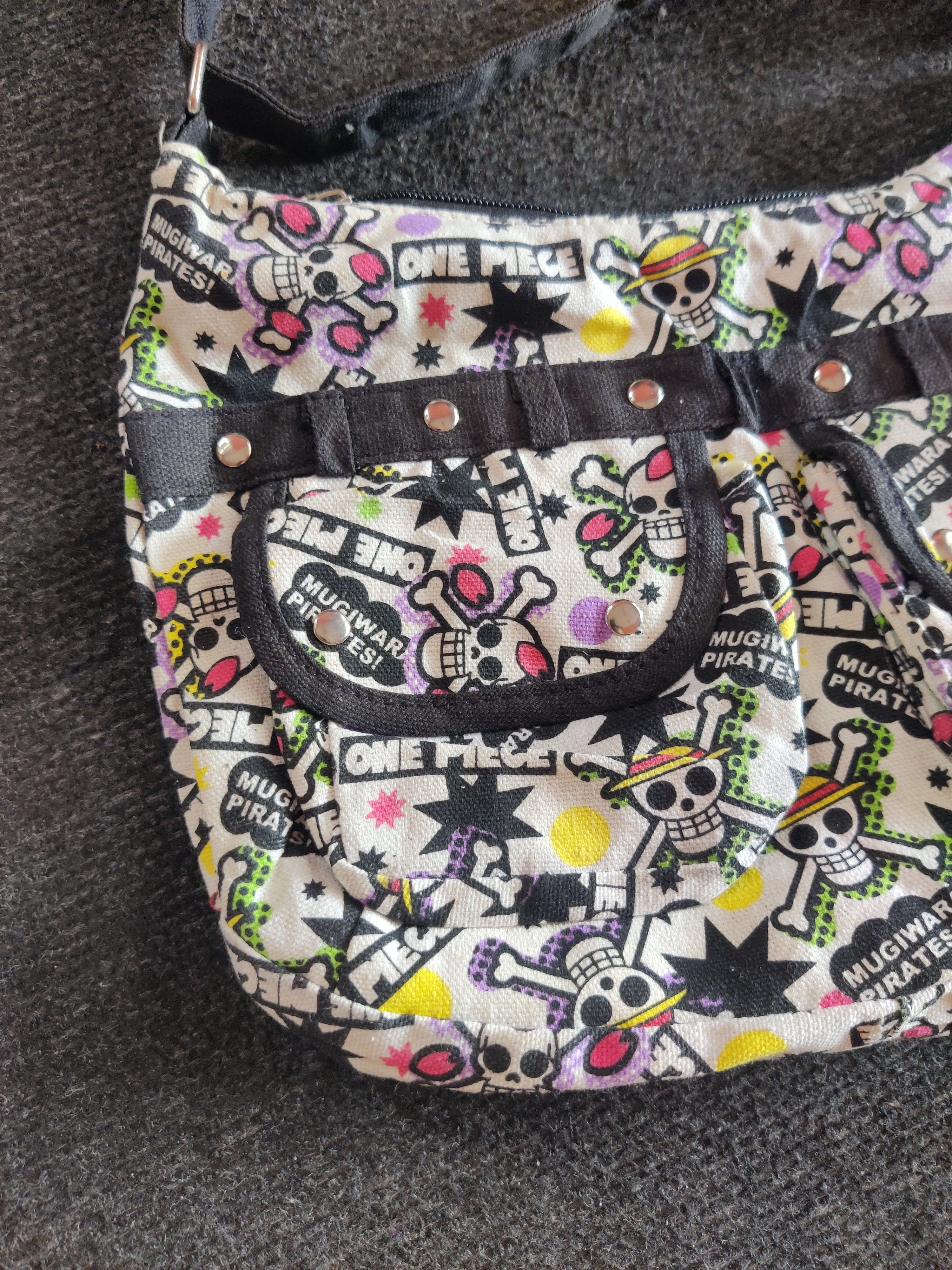 One Piece Vintage One Piece AOP Anime Sling Bag Size ONE SIZE - 3 Thumbnail