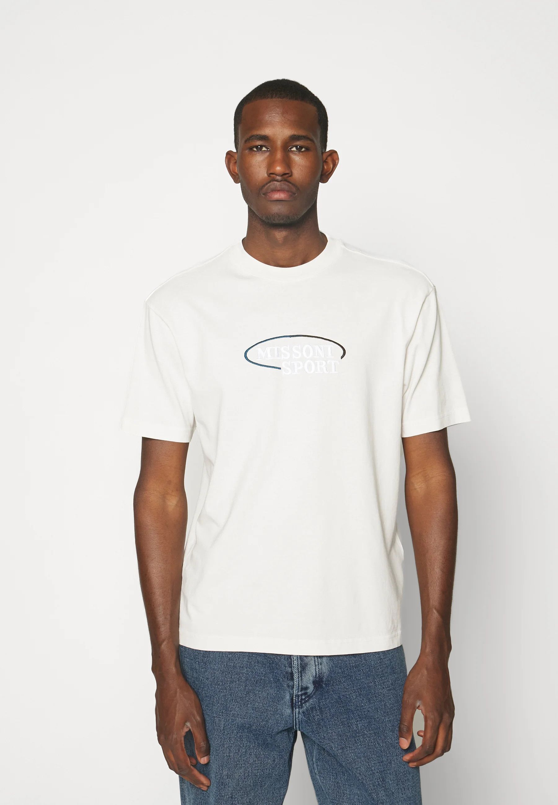 Missoni o1y0225 Logo Crewneck T-Shirt in White Size US L / EU 52-54 / 3 - 3 Thumbnail