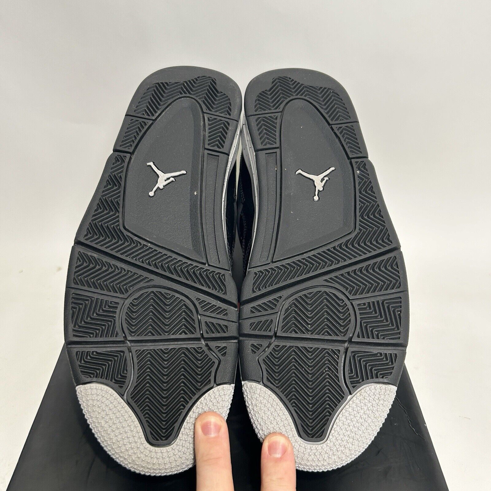 Nike Nike Air Jordan 4 Retro Men's LS “Black Oreo” 2024 Size US 11 / EU 44 - 7 Thumbnail