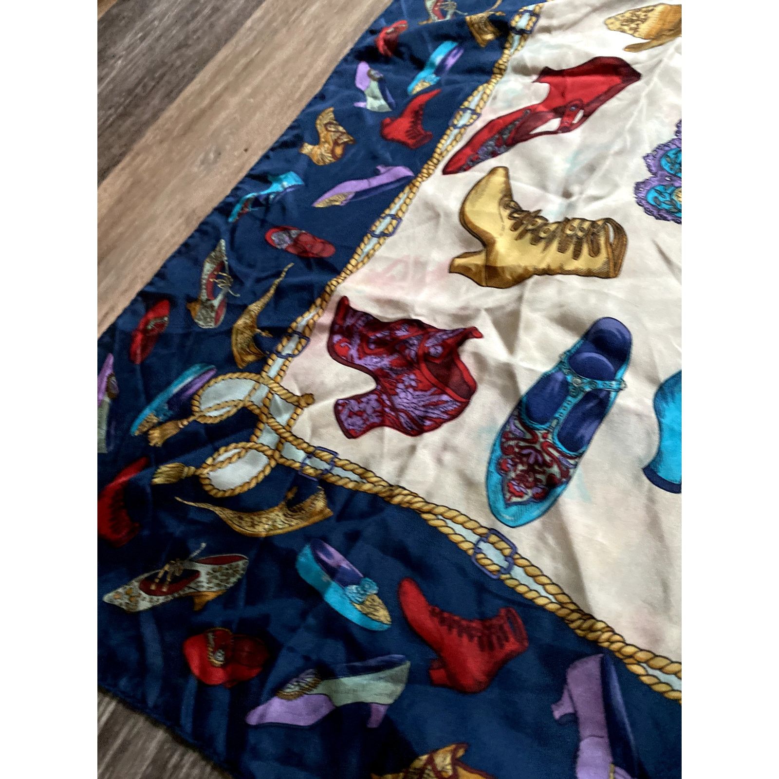 Vintage Vintage Silk Scarf Whimsical Boston Art Museum Shoe Print Size ONE SIZE - 5 Thumbnail