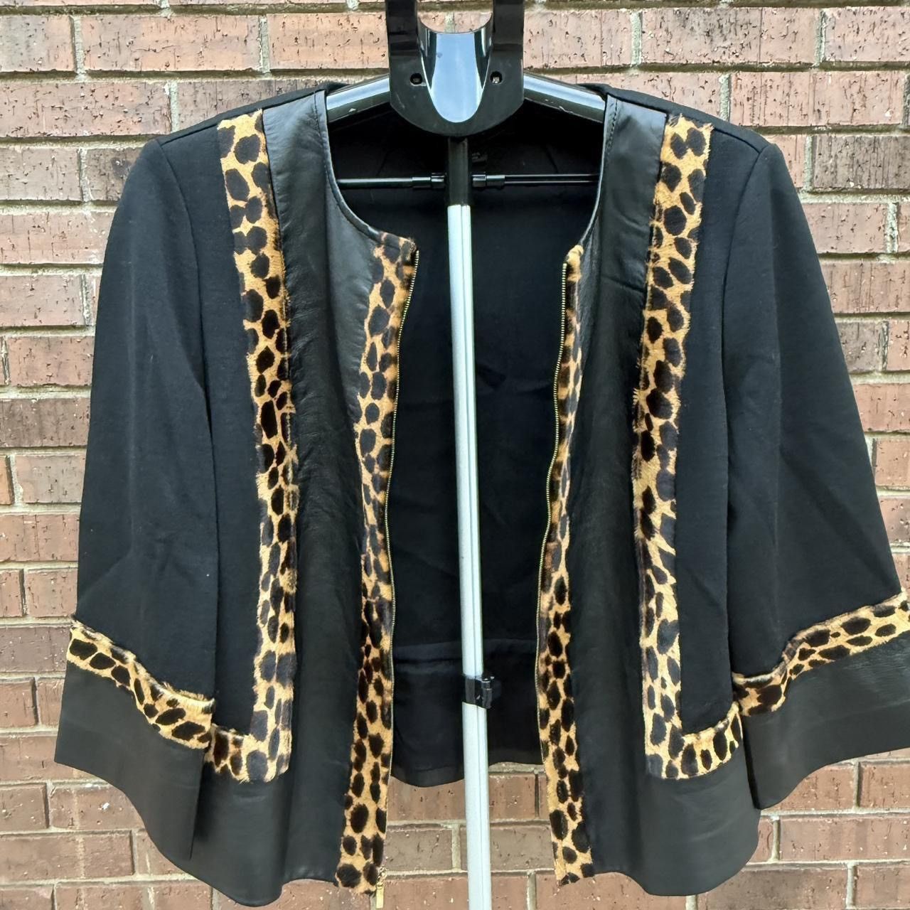 St. John St. John new Blazer Jacket Leopard Cheetah Calf Hair Leather Size XL / US 12-14 / IT 48-50 - 5 Thumbnail