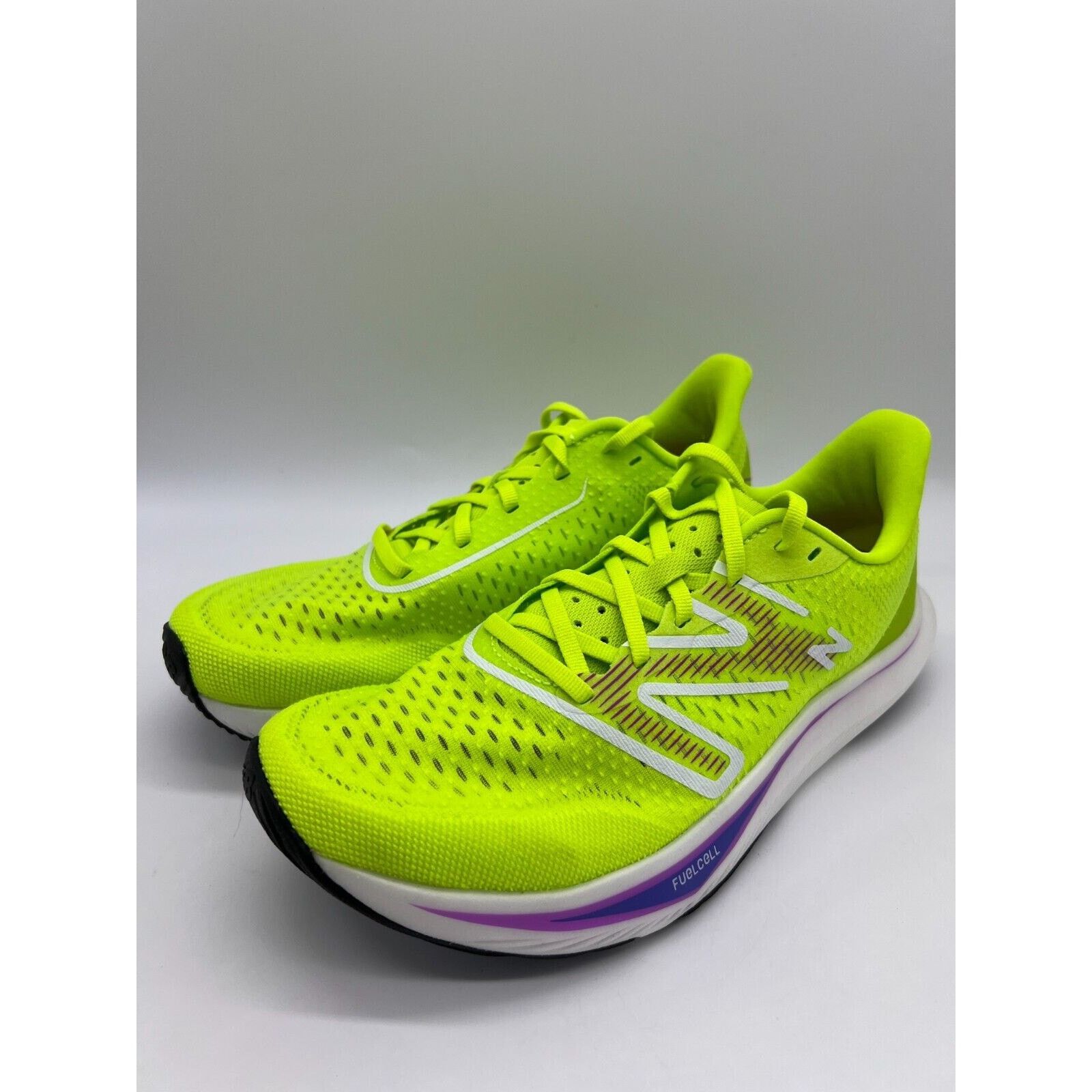 New Balance New Balance FuelCell Rebel V3 Running Volt Women Size 9B Size US 9 / IT 39 - 6 Thumbnail