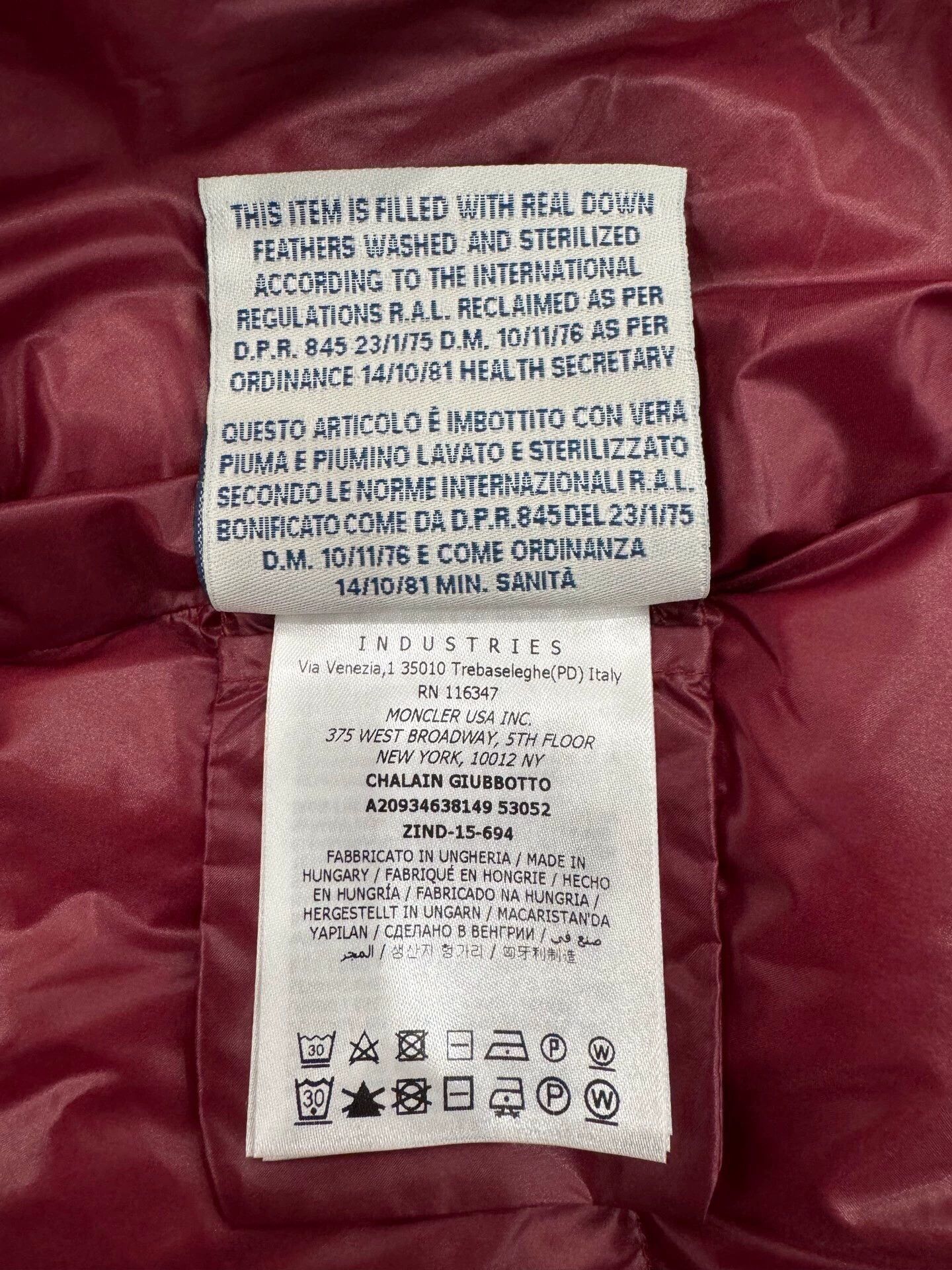 Moncler Moncler Chalain women's red cape-style down jacket Size S / US 4 / IT 40 - 6 Thumbnail