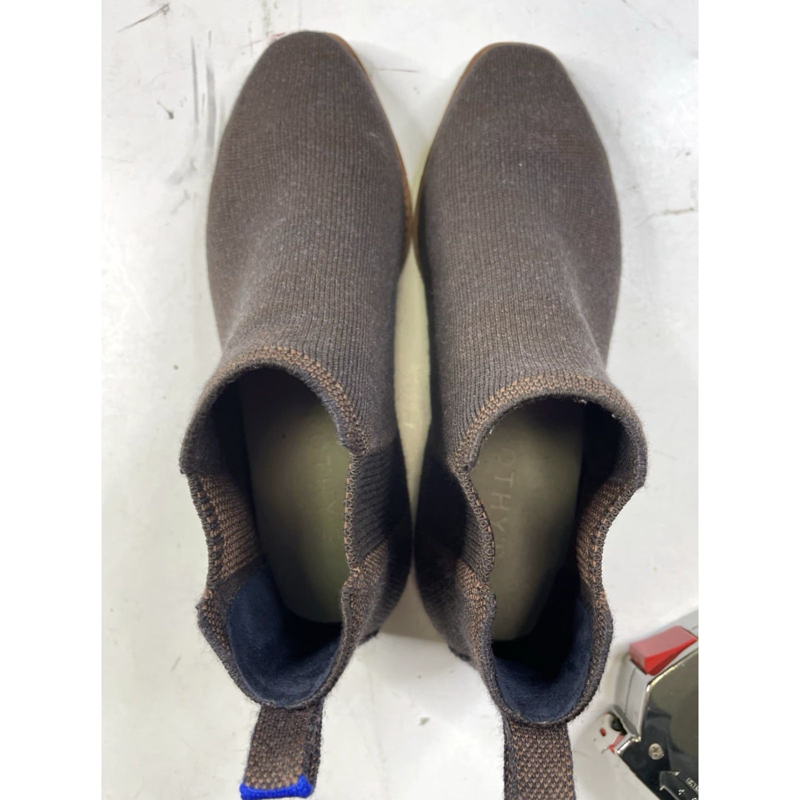 Vintage Rothys Merino Ankle Boot Cocoa Brown Women’s 9 Boot Ankle Wool Brown Womens 9 Merino Boots Minimal wear Size US 9 / IT 39 - 4 Thumbnail