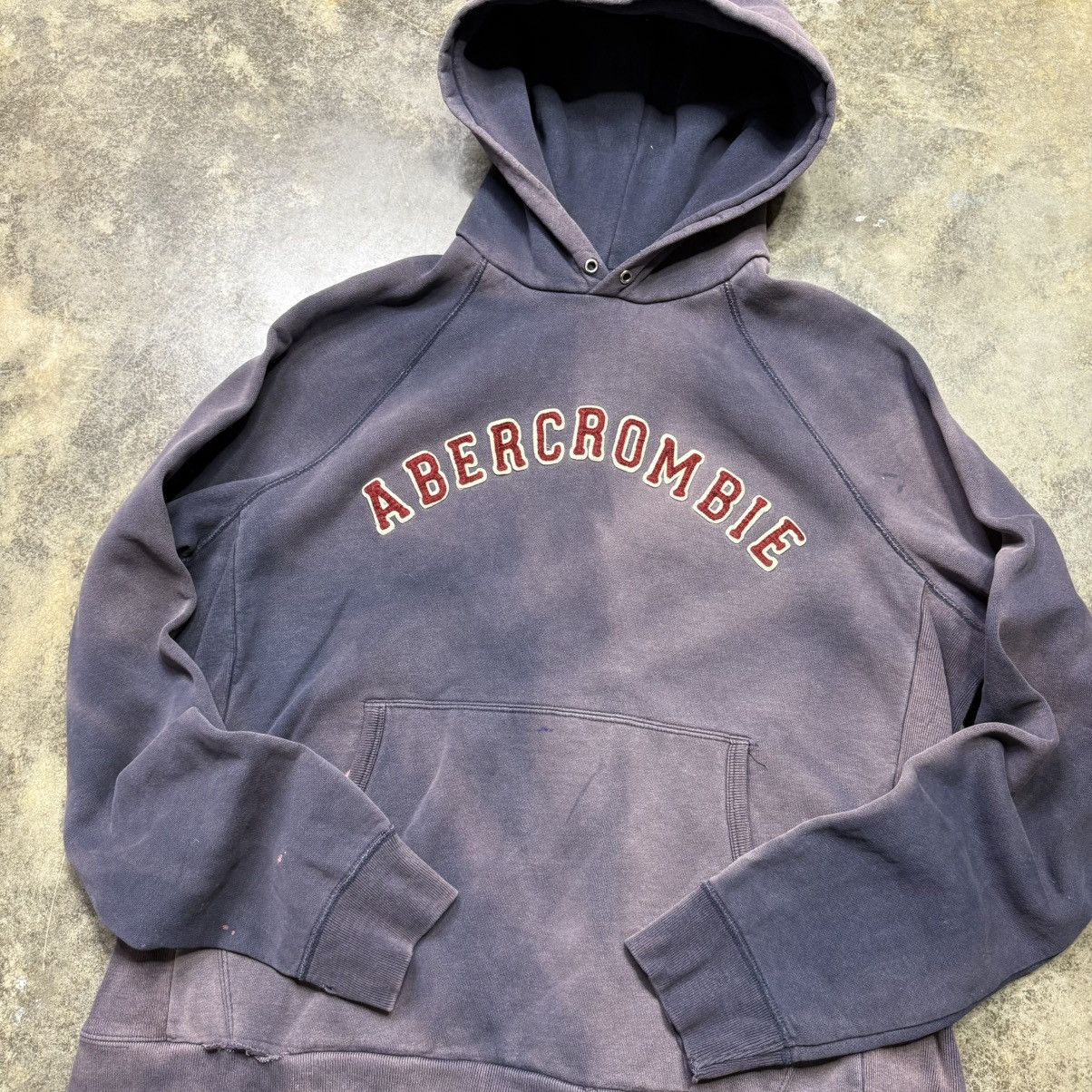 Abercrombie & Fitch vintage y2k Abercrombie and fitch faded thrashed swestshirt Size US L / EU 52-54 / 3 - 1 Thumbnail