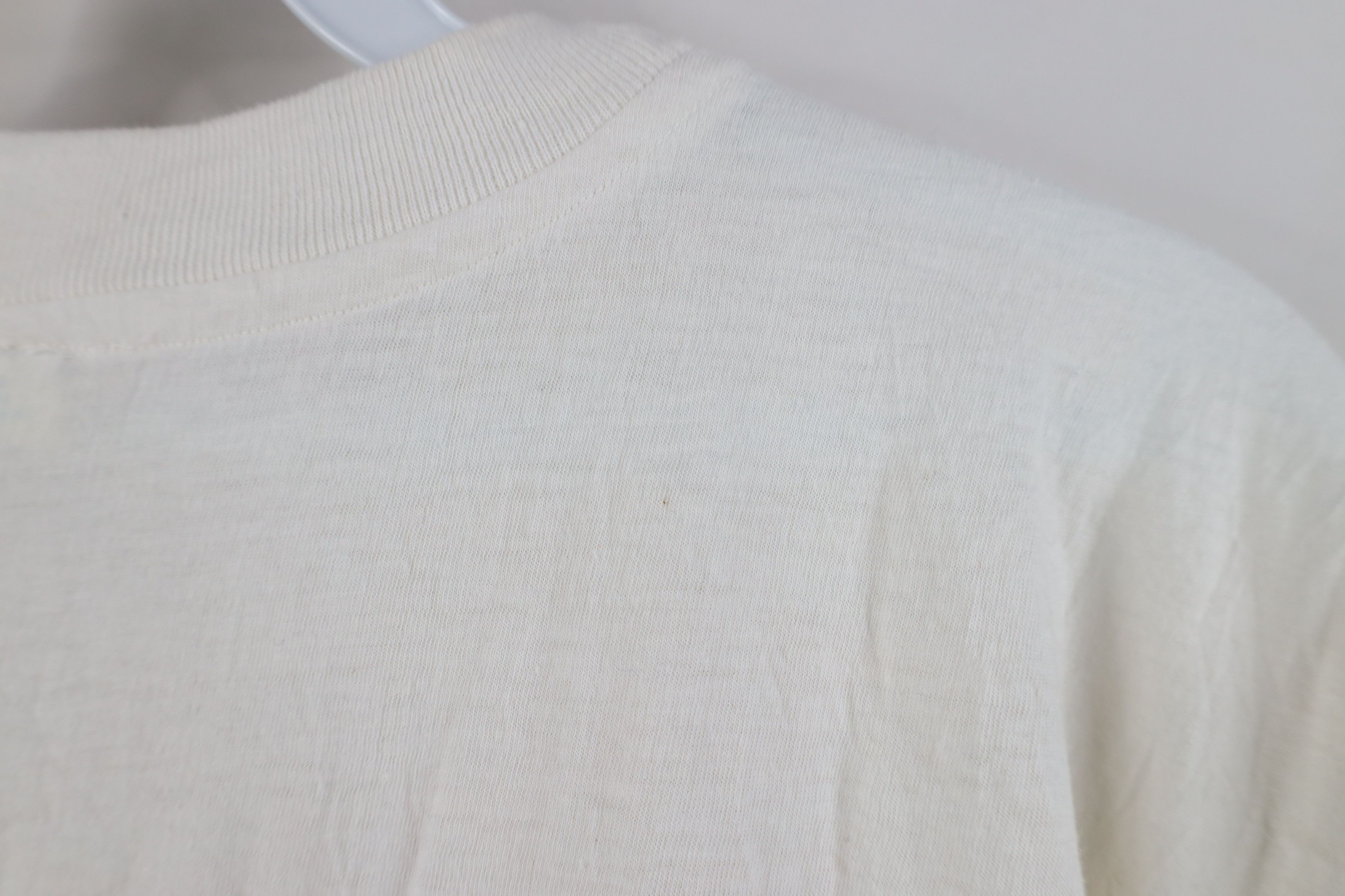 Vintage Vintage 70s 80s Streetwear Sun Divers Bahamas T-Shirt White Size L / US 10 / IT 46 - 10 Thumbnail
