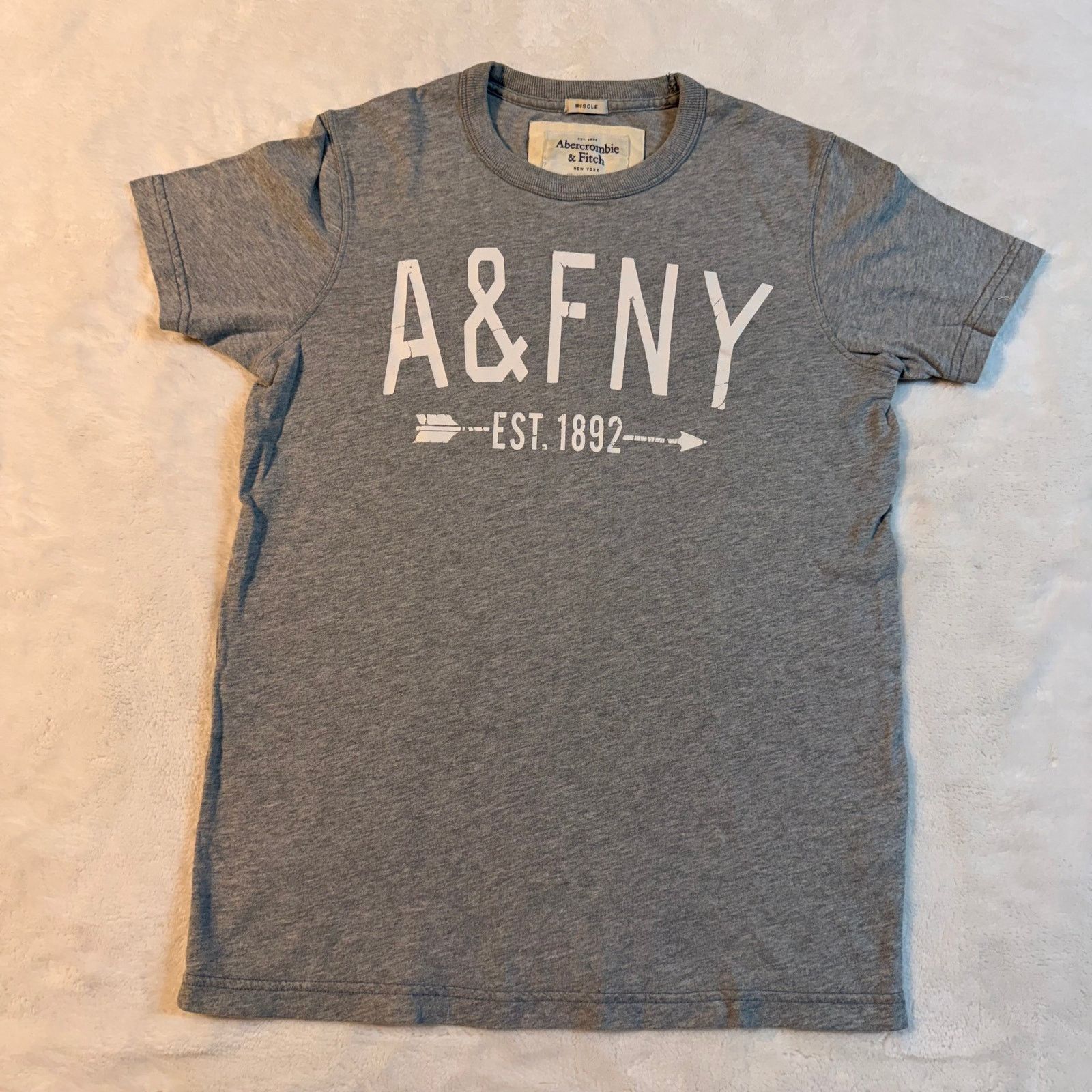 Abercrombie & Fitch Vintage Abercrombie & Fitch T-Shirt Size US S / EU 44-46 / 1 - 1 Thumbnail