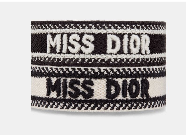 Dior o1w1db10325 Size: OS / B2634WO Bracelet Set Size ONE SIZE - 3 Thumbnail