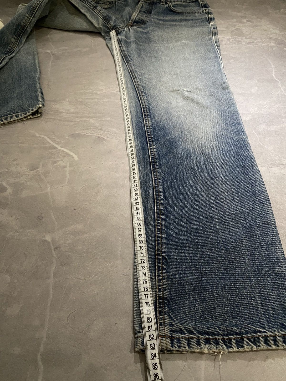 Japanese Brand Slim Fit Washed Denim Classic Fade Everyday Drip Size US 33 - 13 Thumbnail