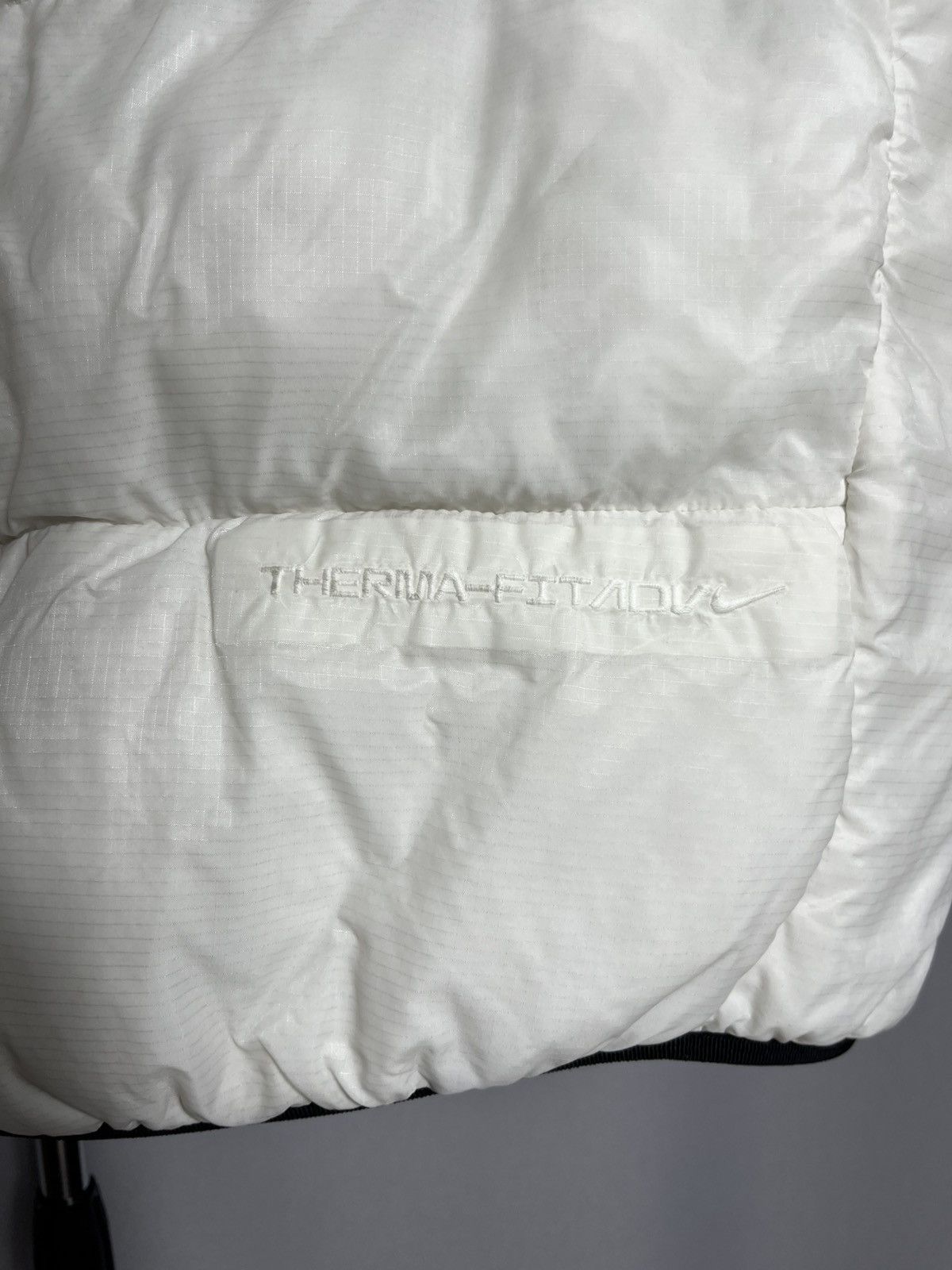 Nike ACG Nike ACG Therma Fit Puffer Vest White luminescent Jacket Size US L / EU 52-54 / 3 - 11 Thumbnail