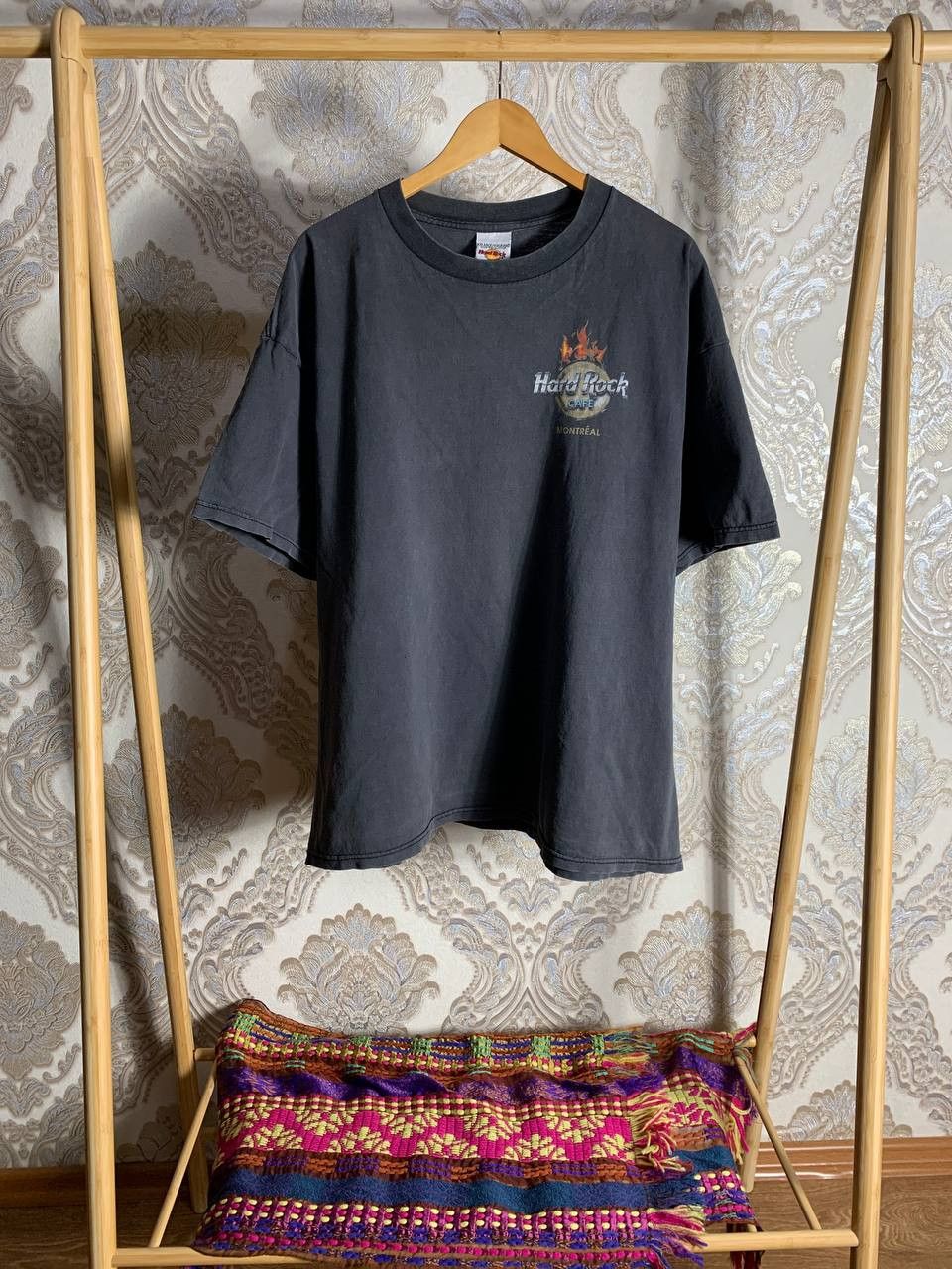 Hard Rock Cafe Vintage Hard Rock Cafe Montreal Retro T-Shirt USA Y2K 90s Size US XXL / EU 58 / 5 - 2 Thumbnail