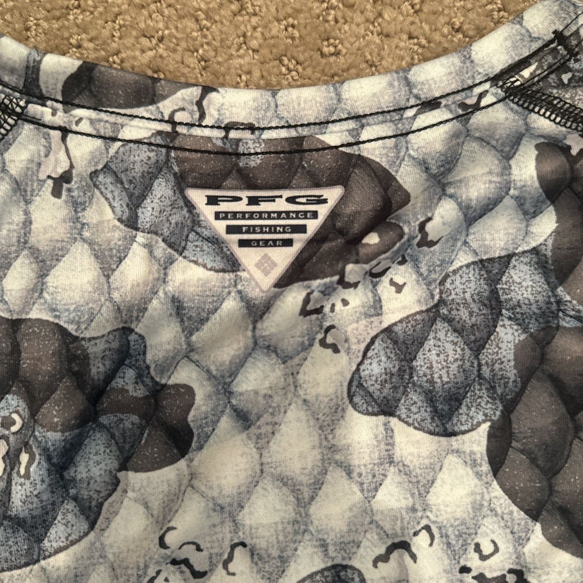 Columbia COLUMBIA SCALE PRINT THERMAL Size US L / EU 52-54 / 3 - 6 Thumbnail