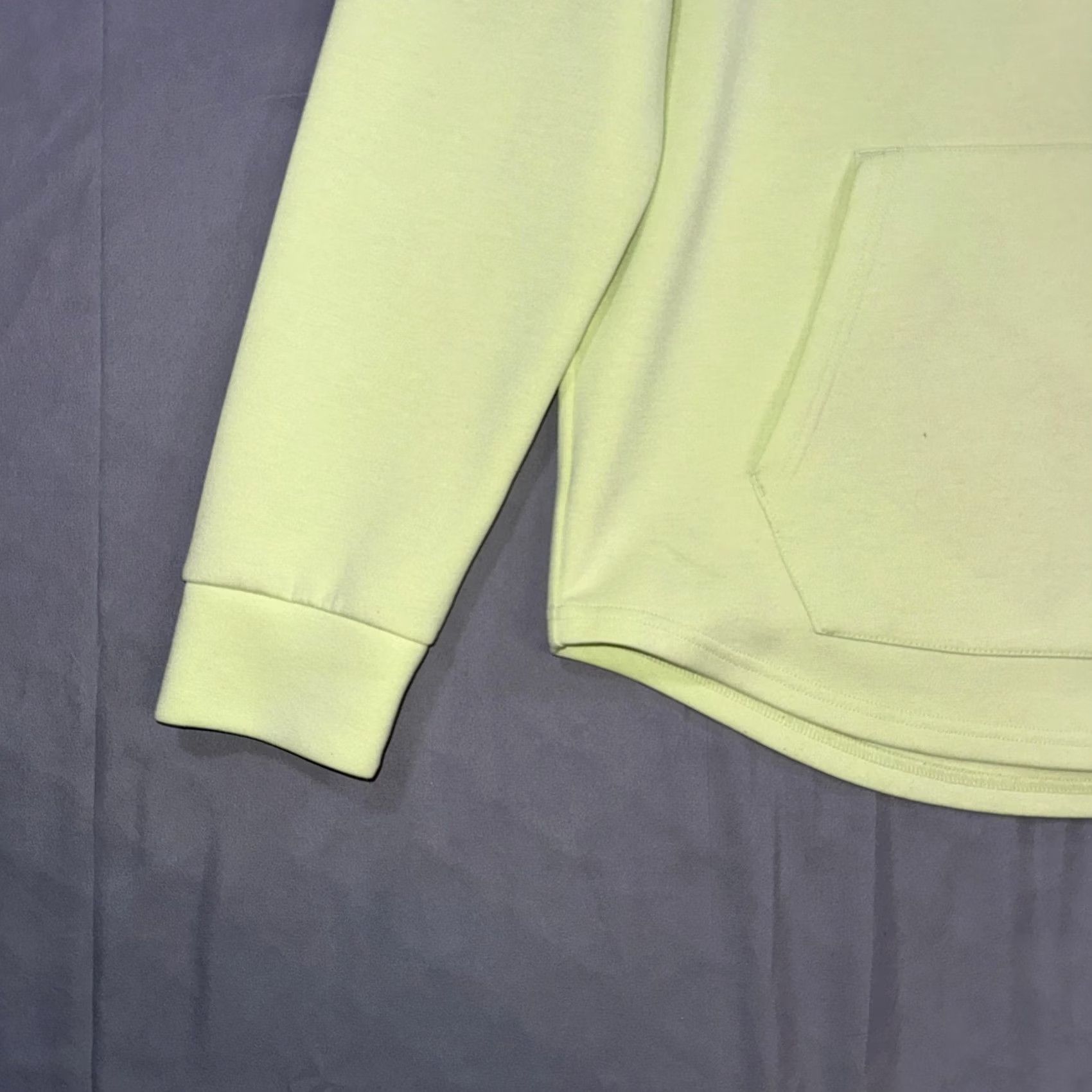 Vintage LEGENDS Hoodie Mens Size M Pullover Reflective Lime Green Yellow Size US M / EU 48-50 / 2 - 7 Thumbnail