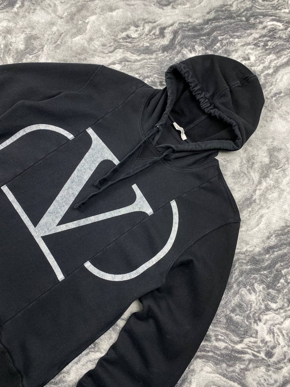 Valentino Valentino Garavani V Logo Hoodie Men Size L Back Size US L / EU 52-54 / 3 - 2 Thumbnail