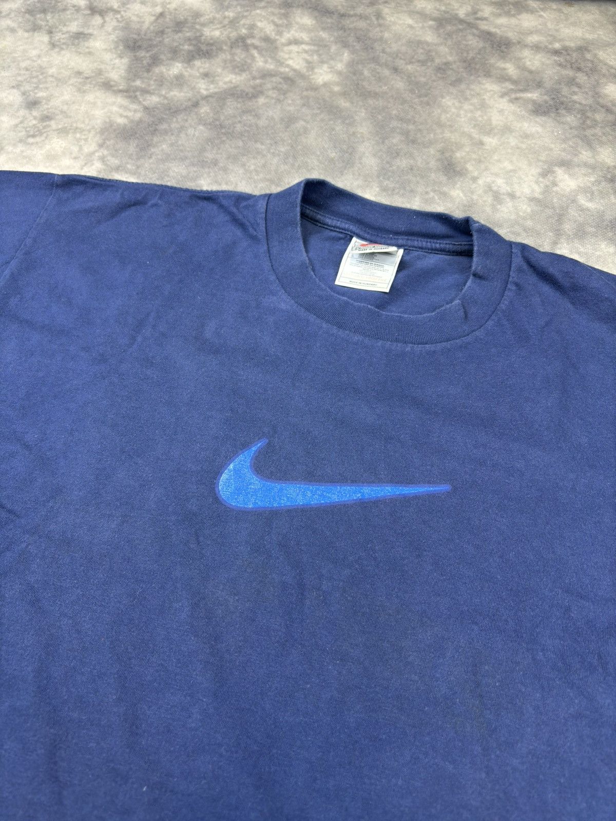 Nike × Vintage Vintage Y2K Nike Spellout Big Logo Faded T-Shirt Size US L / EU 52-54 / 3 - 4 Thumbnail