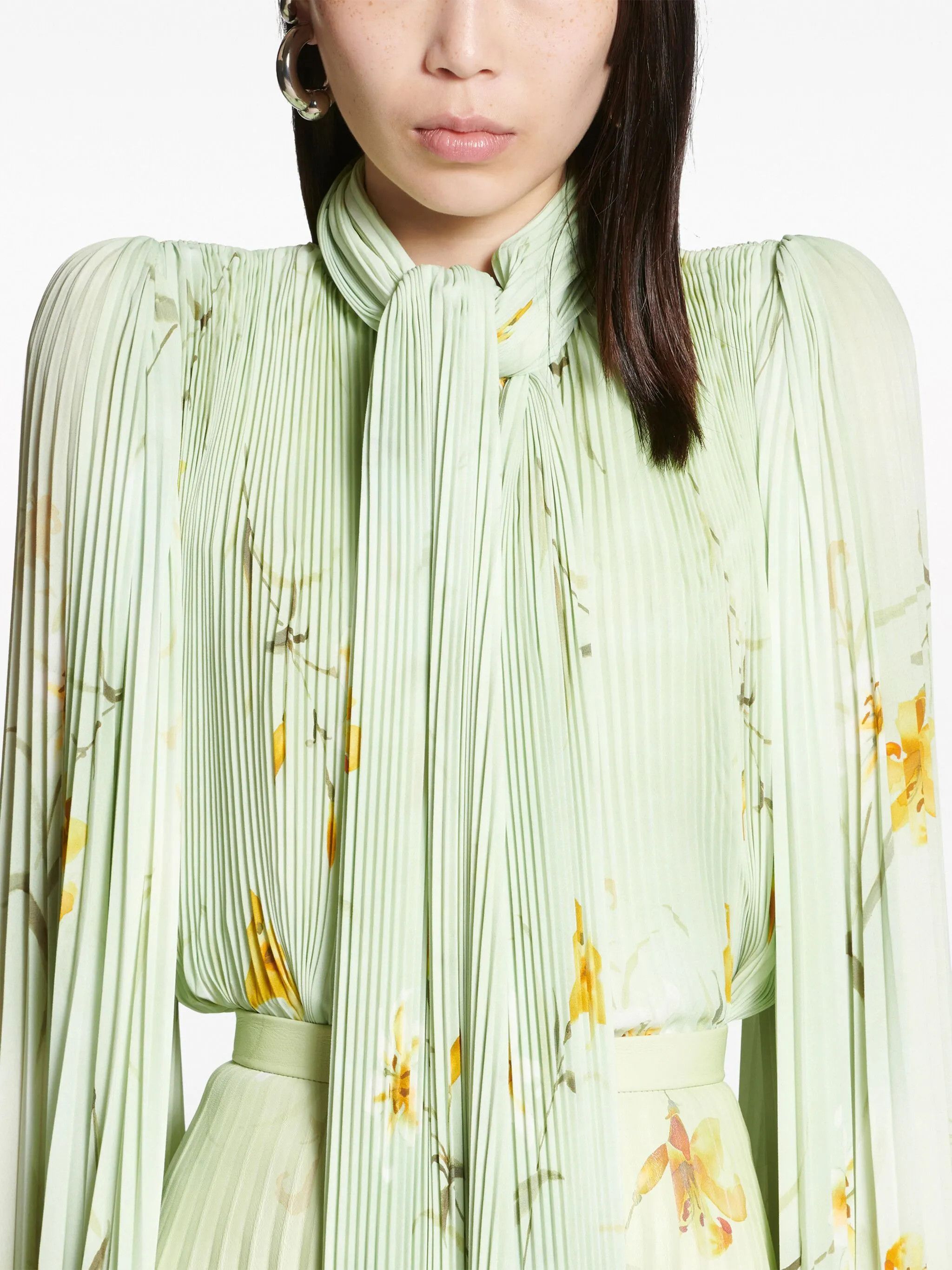 Balenciaga o1y0625 Floral-Print Blouse in Light Green Size S / US 4 / IT 40 - 5 Thumbnail