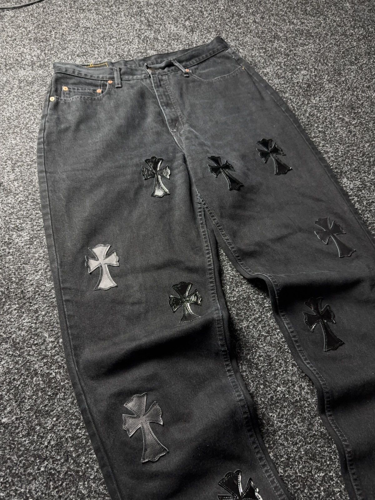 Levi's Vintage Clothing Vintage 90s Archival Levi’s Hearts Style Cross Denim Jeans Size US 33 - 5 Thumbnail