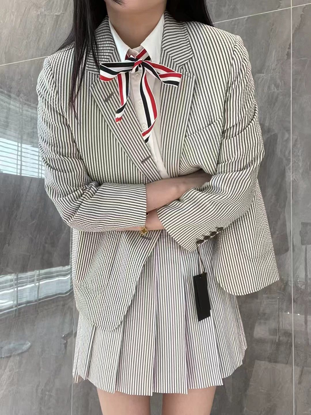 Thom Browne Thom Browne Rare Seersucker 3-Pocket Suit 42 New Size M / US 6-8 / IT 42-44 - 1 Thumbnail