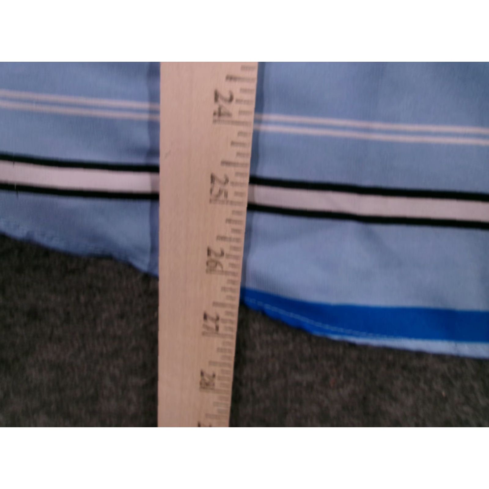 Vintage New York & Company Top Women L V-Neck Striped Light Blue Sleeveless Blouse Size L / US 10 / IT 46 - 5 Thumbnail
