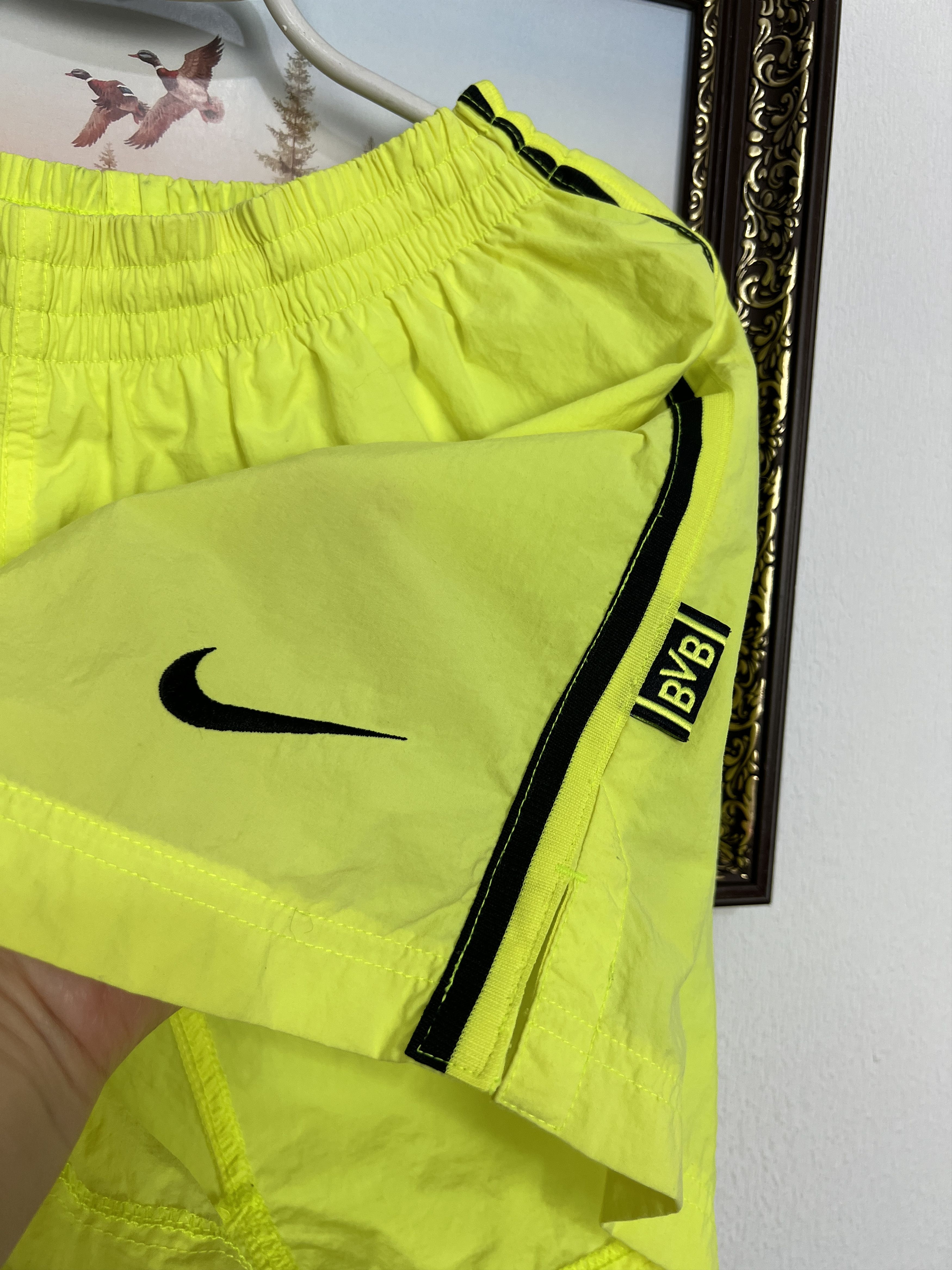 Nike Vintage 90's Nike Borussia Dortmund Football Shorts Soccer Size US 34 / EU 50 - 5 Thumbnail