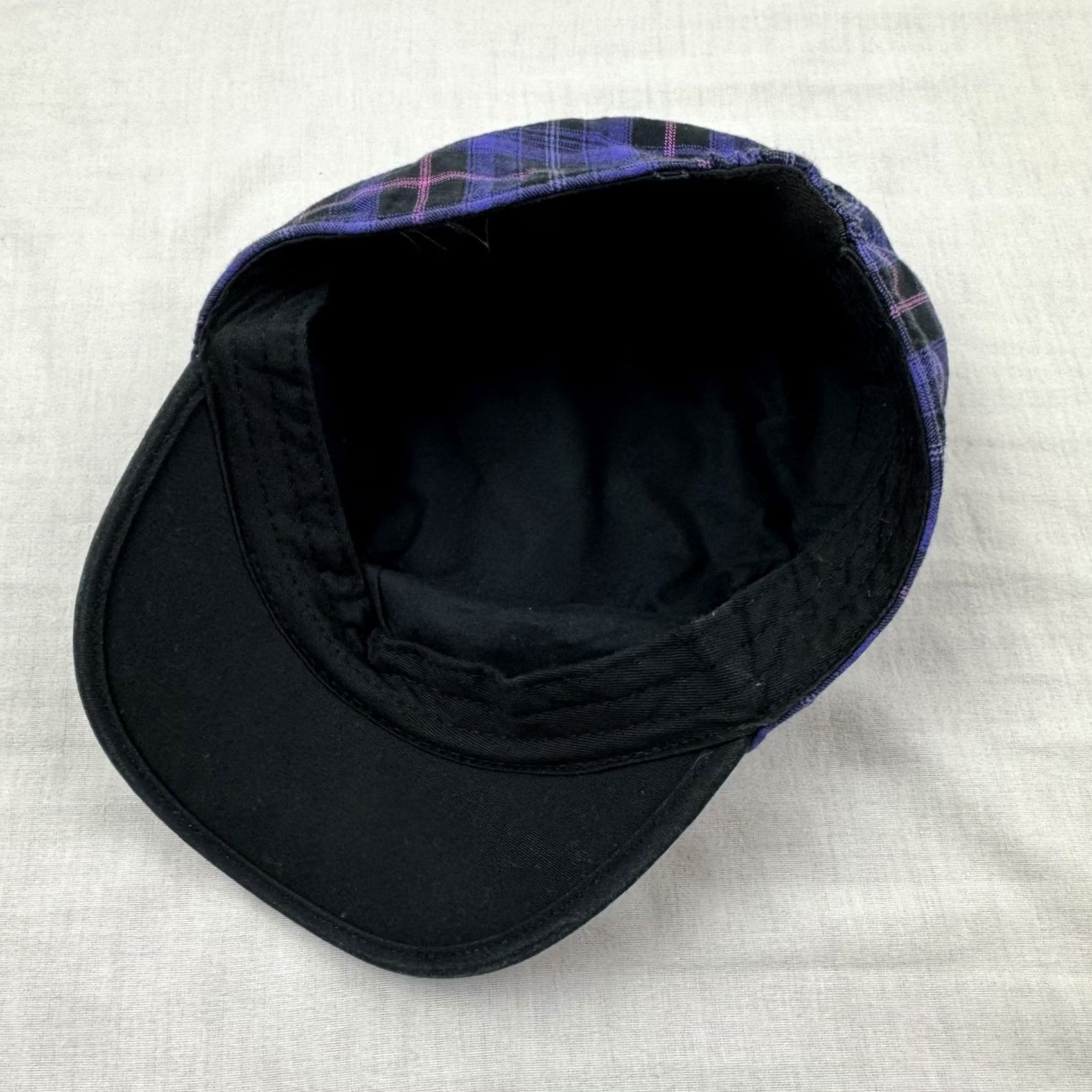 Harley Davidson VINTAGE Harley Davidson Hat Womens OSFM Plaid Y2K Hipster Punk Goth Biker 2003 Mens Women Size ONE SIZE - 4 Thumbnail