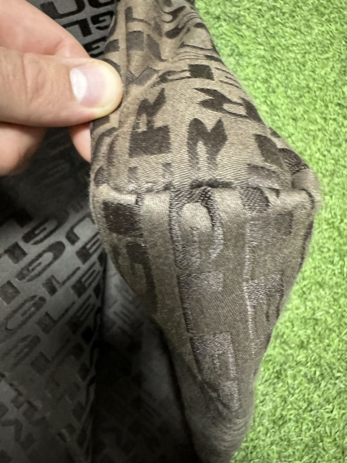 Designer × Thierry Mugler Thierry Mugler Rare Monogram Shoulder Bag Size ONE SIZE - 12 Thumbnail
