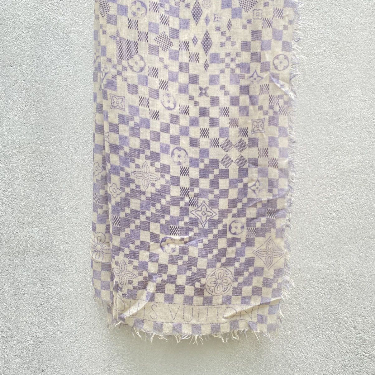 Louis Vuitton LOUIS VUITTON Lavender Checkered Blossom Scarf Size ONE SIZE - 16 Thumbnail