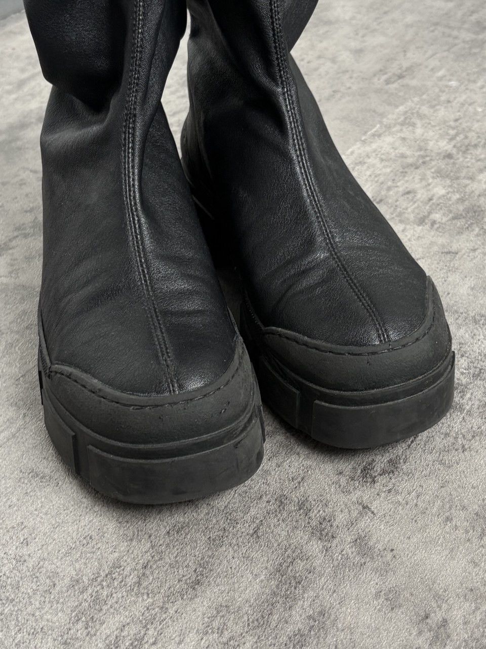 VIC MATI Vic Matie Italy Black Leather Avant Garde Round Toe Boots Size US 7 / IT 37 - 12 Thumbnail