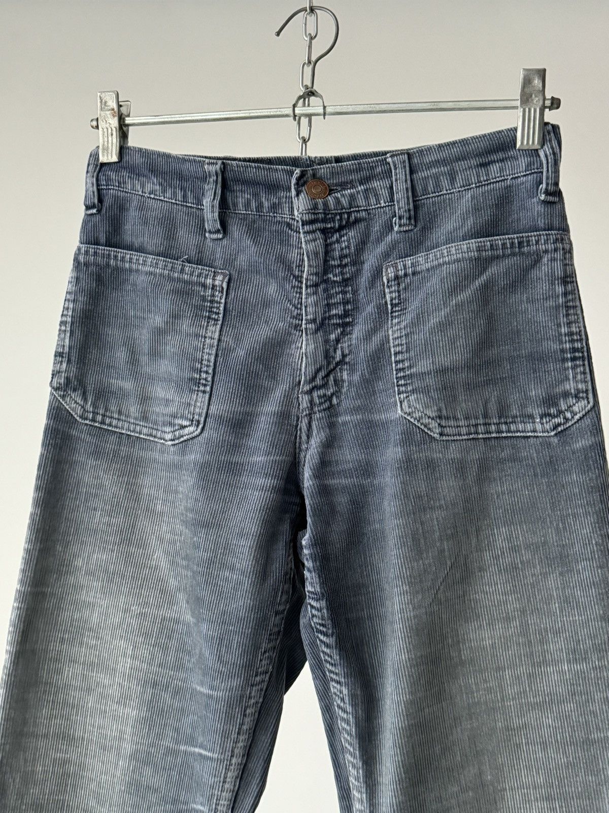 Levi's × Vintage 1970s Levi’s White Tab BIG E Women’s Flare Corduroy Pants Size 26" / US 2 / IT 38 - 2 Thumbnail