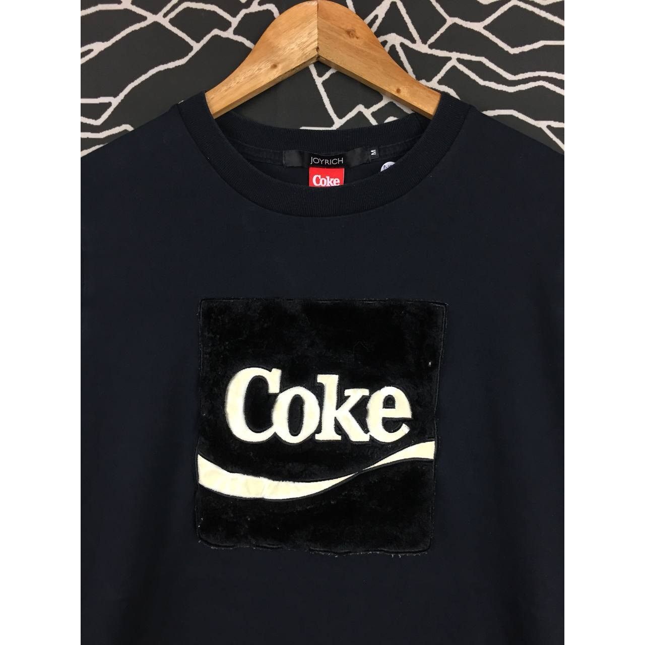 Coca Cola × Joyrich Joyrich X Coca Cola Coke Faux Fur Logo Longsleeve Tee Size US M / EU 48-50 / 2 - 3 Thumbnail