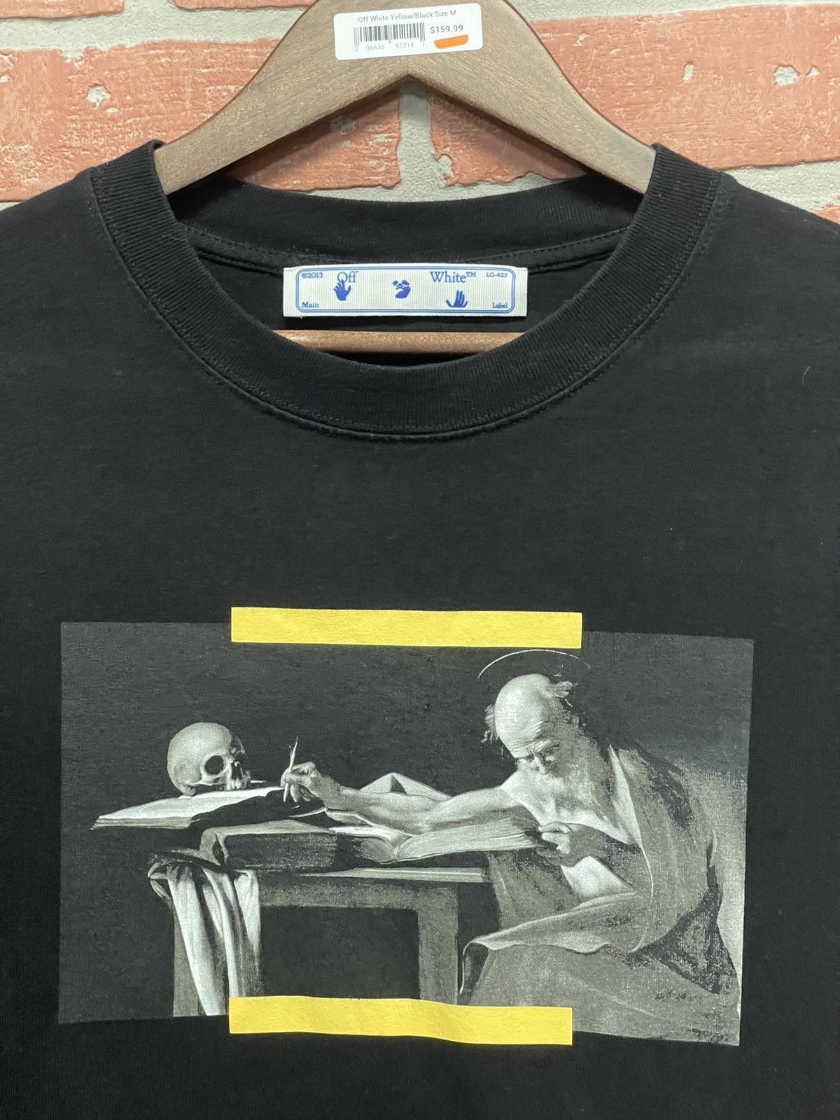 Off-White Size M - Off White Tee Graphic Print Black/Yellow Size US M / EU 48-50 / 2 - 4 Thumbnail