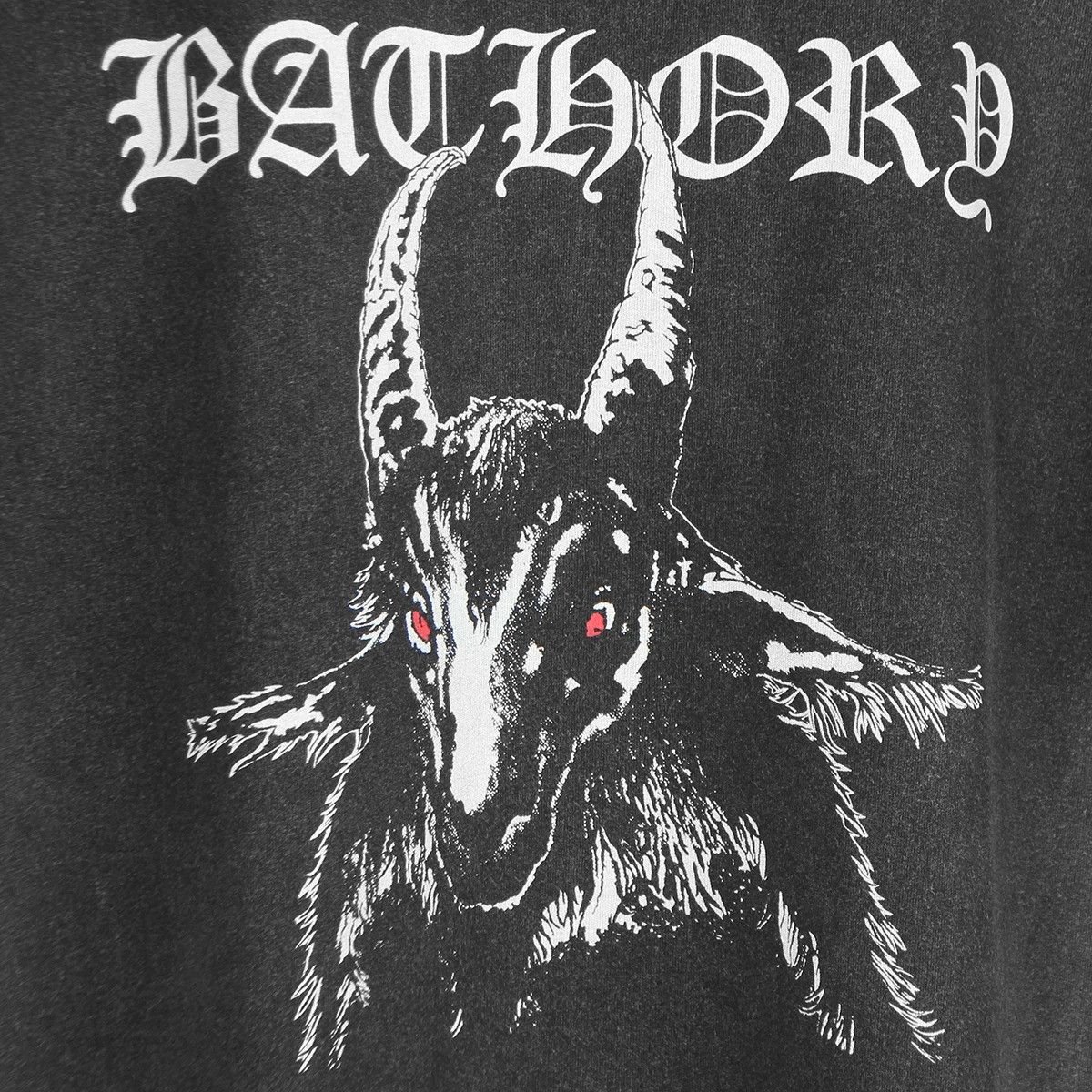 Other 80s Metal Goat Venom T-Shirt Size US XL / EU 56 / 4 - 2 Thumbnail
