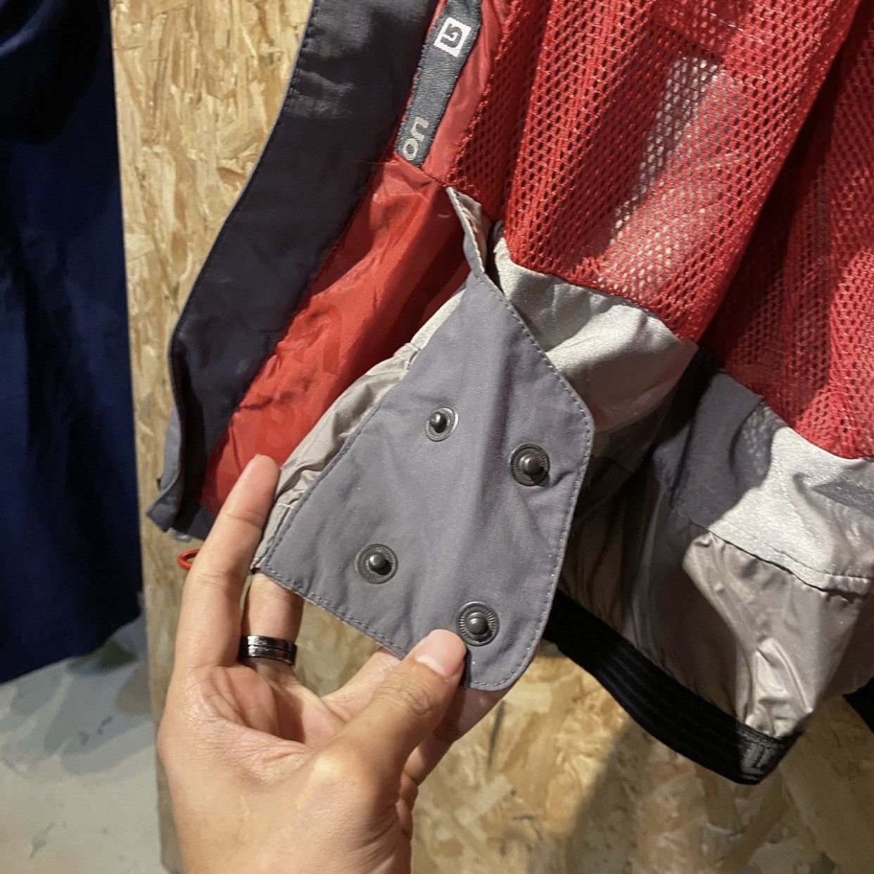 Burton × Vintage VINTAGE Burton Gorpcore Waterproof Jackets Size US L / EU 52-54 / 3 - 15 Thumbnail
