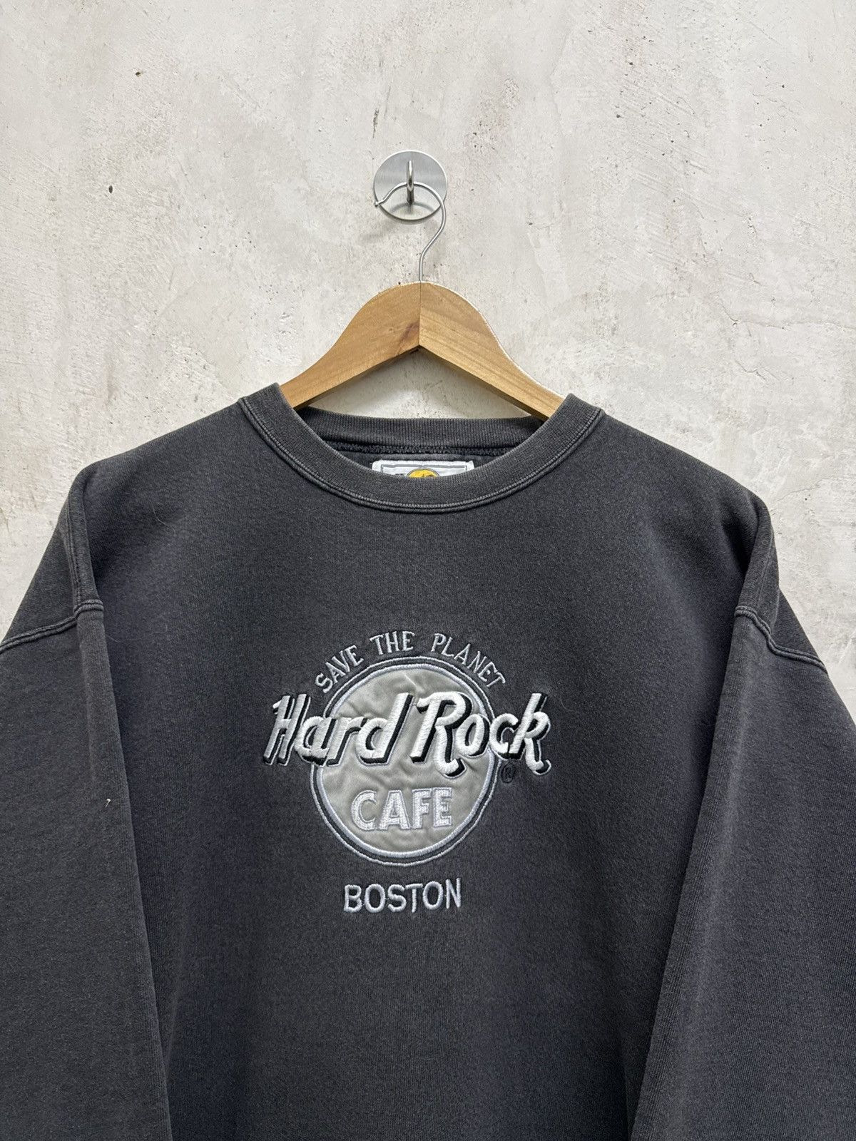 Hard Rock Cafe Vintage 90s Hard Rock Cafe Boston Sweatshirt Size US L / EU 52-54 / 3 - 2 Thumbnail