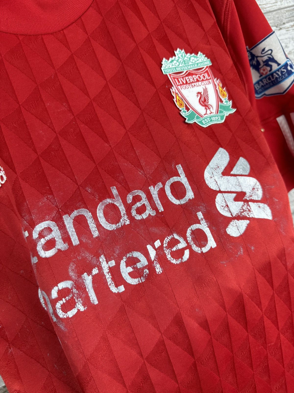 Adidas Mens Vintage Adidas Liverpool FC Johnson 2 T-shirt jersey Size US M / EU 48-50 / 2 - 9 Thumbnail