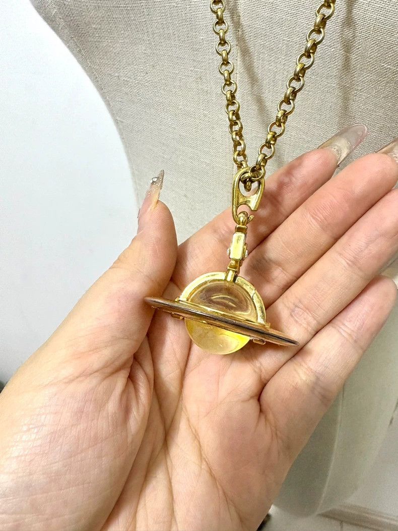 Vivienne Westwood Vivienne Westwood Large Gold Orb Necklace Size ONE SIZE - 5 Thumbnail