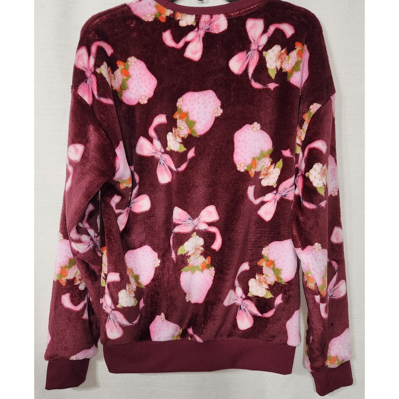 Strawberry Strawberry shortcake fleece sweatshirt women's size small Size S / US 4 / IT 40 - 5 Thumbnail