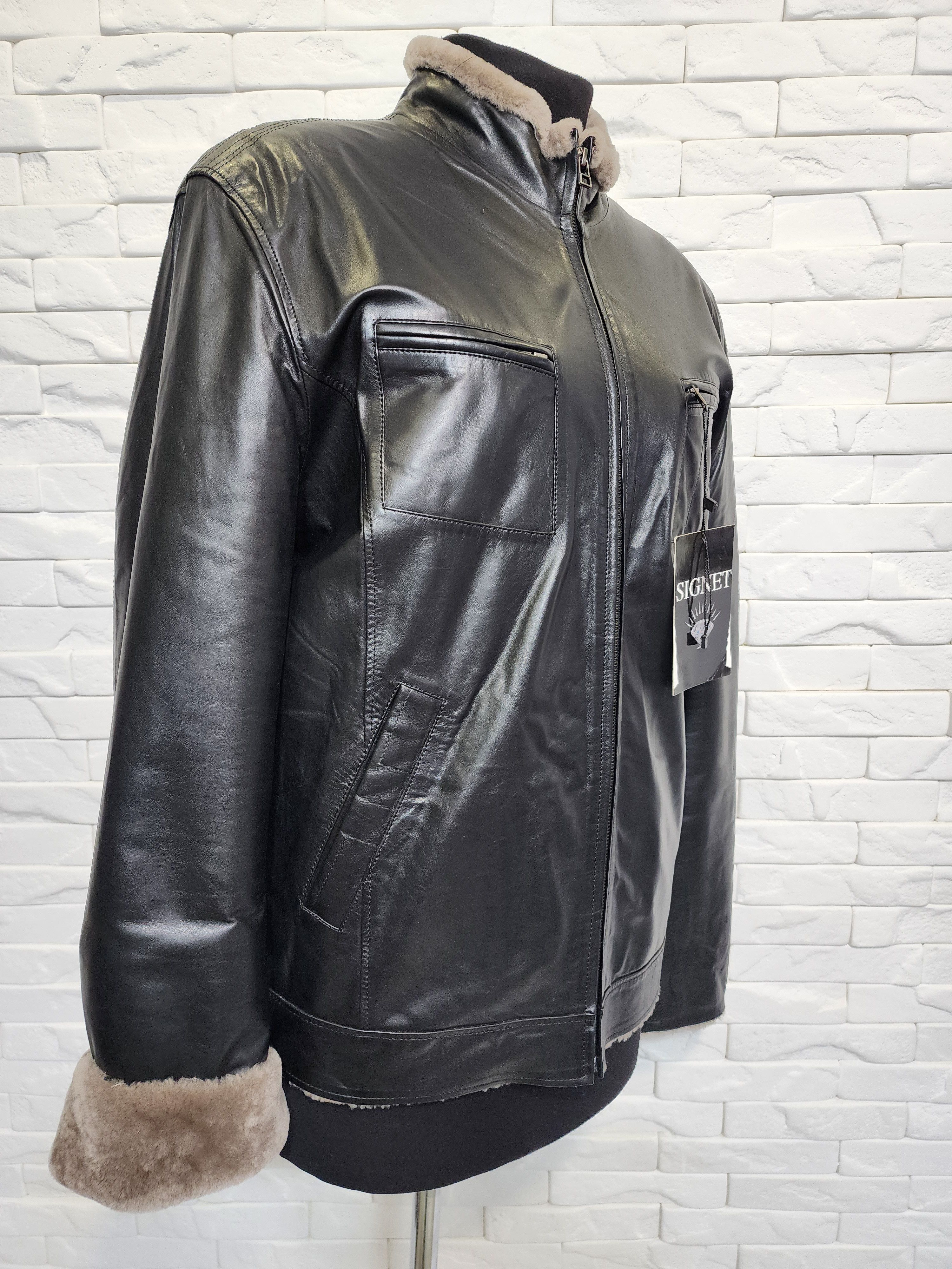 Genuine Leather Men's Black Leather Fur Jacket: Genuine Fur, Metal Zipper Size US L / EU 52-54 / 3 - 5 Thumbnail