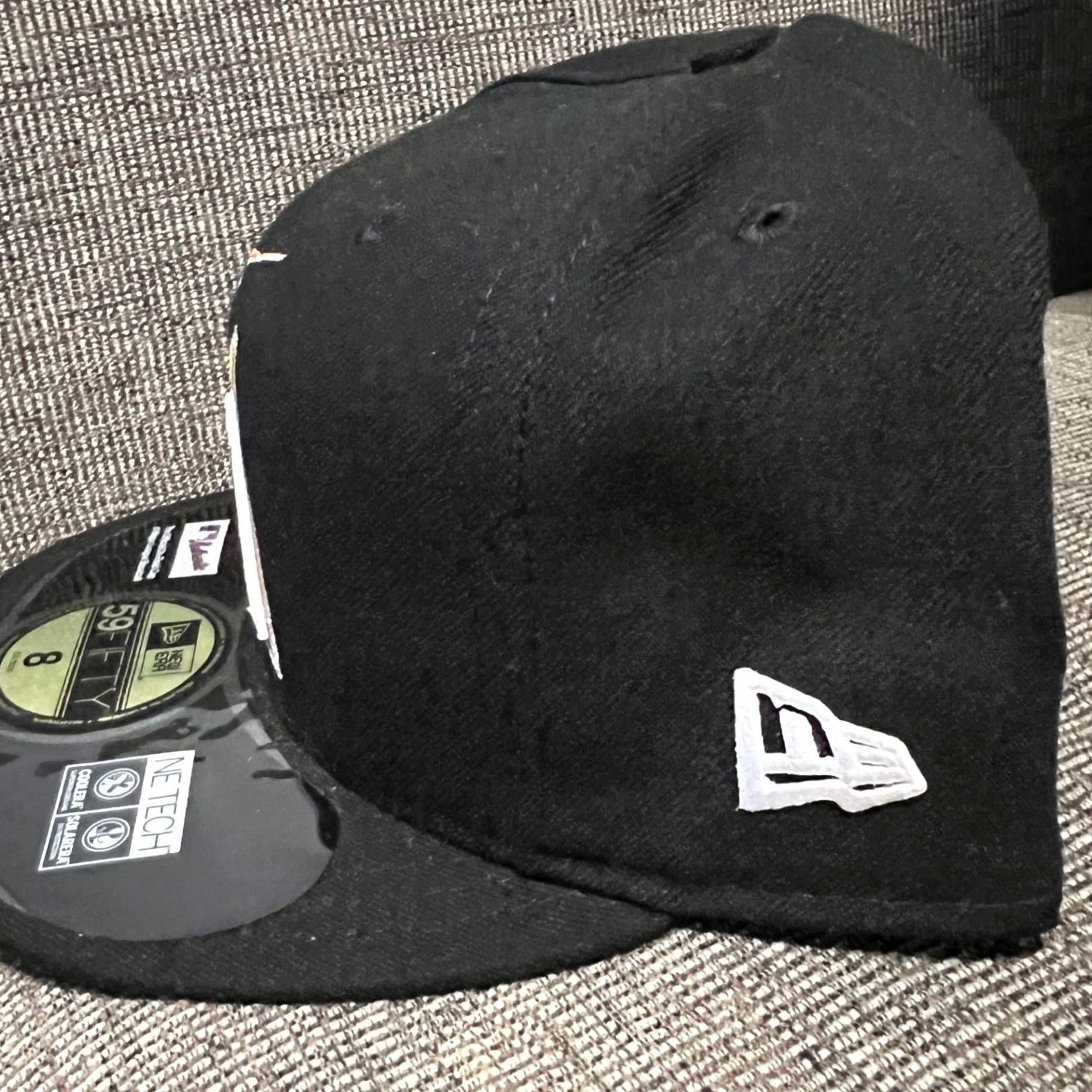 New Era New Era 59FIFTY Miami Marlins Hat Mens 7 7/8 Black MLB Fitted On-Field Cap Size ONE SIZE - 2 Thumbnail