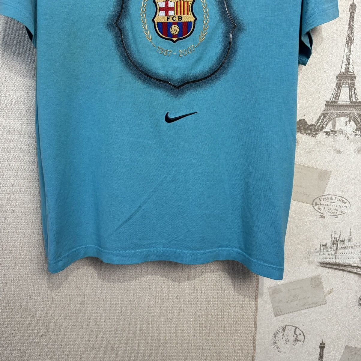 Nike Vintage Nike Barcelona T shirt Centre Logo Camp Nou Soccer M Size US M / EU 48-50 / 2 - 9 Thumbnail
