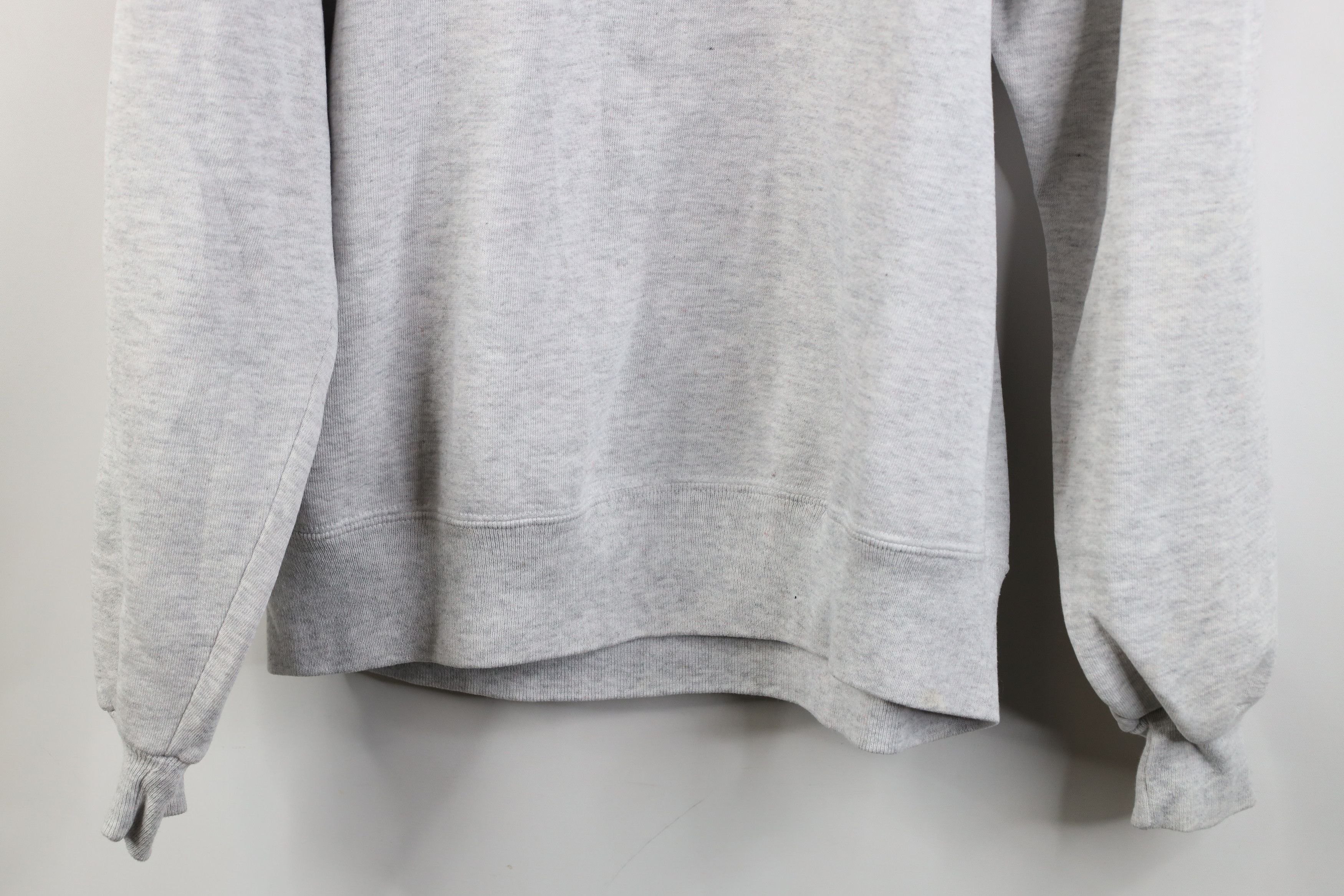 Russell Athletic Vintage 90s Russell Athletic Football Sweatshirt Gray USA Size US L / EU 52-54 / 3 - 15 Thumbnail