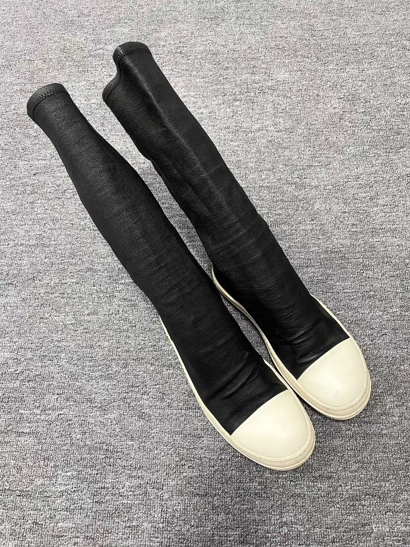 Rick Owens Rick Owens Men's Classic Boots K34 Size US 7 / EU 40 - 1 Thumbnail