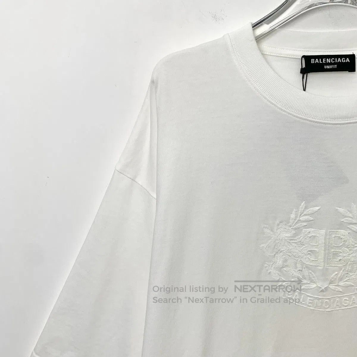 Balenciaga White Short. Size US M / EU 48-50 / 2 - 3 Thumbnail
