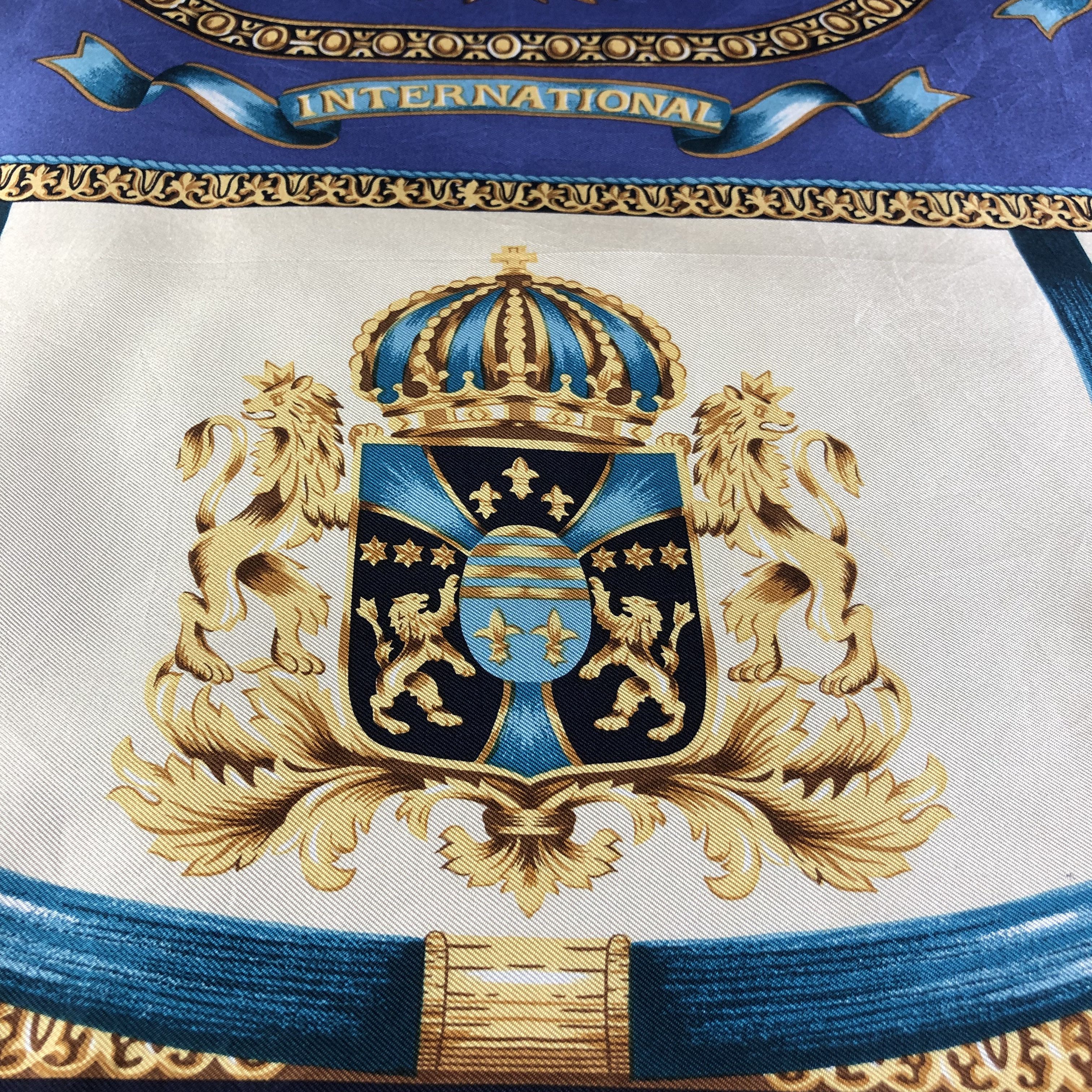 Japanese Brand Intermode Lion Luxury Silk Scarf M686 Size ONE SIZE - 4 Thumbnail