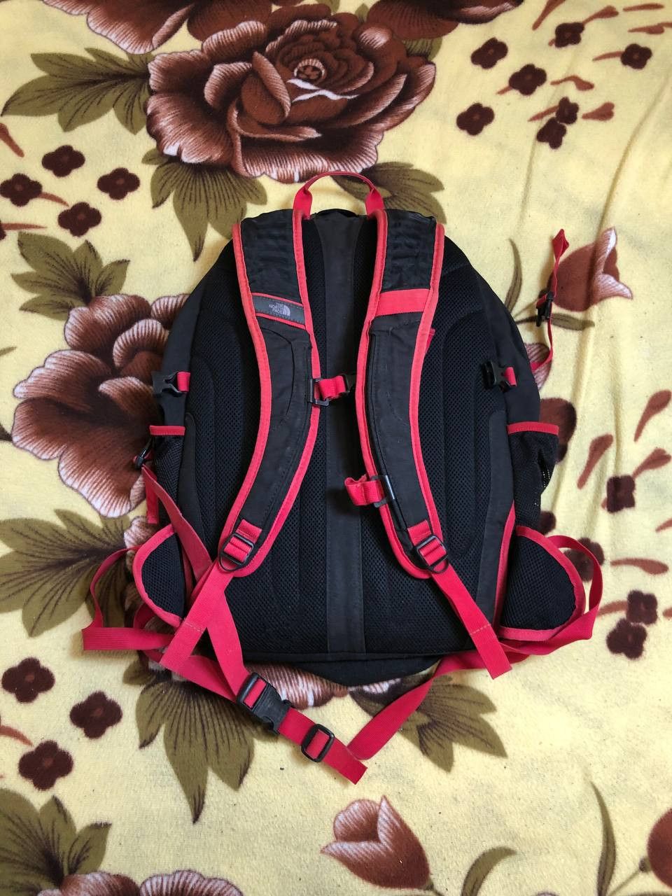 The North Face Rare The North Face Daypack Backpack Hiking Size ONE SIZE - 19 Thumbnail