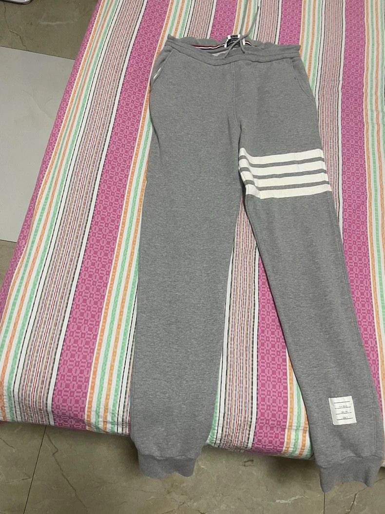 Thom Browne Thom Browne Men's Casual Sweatpants - dmc Size US 31 - 1 Thumbnail